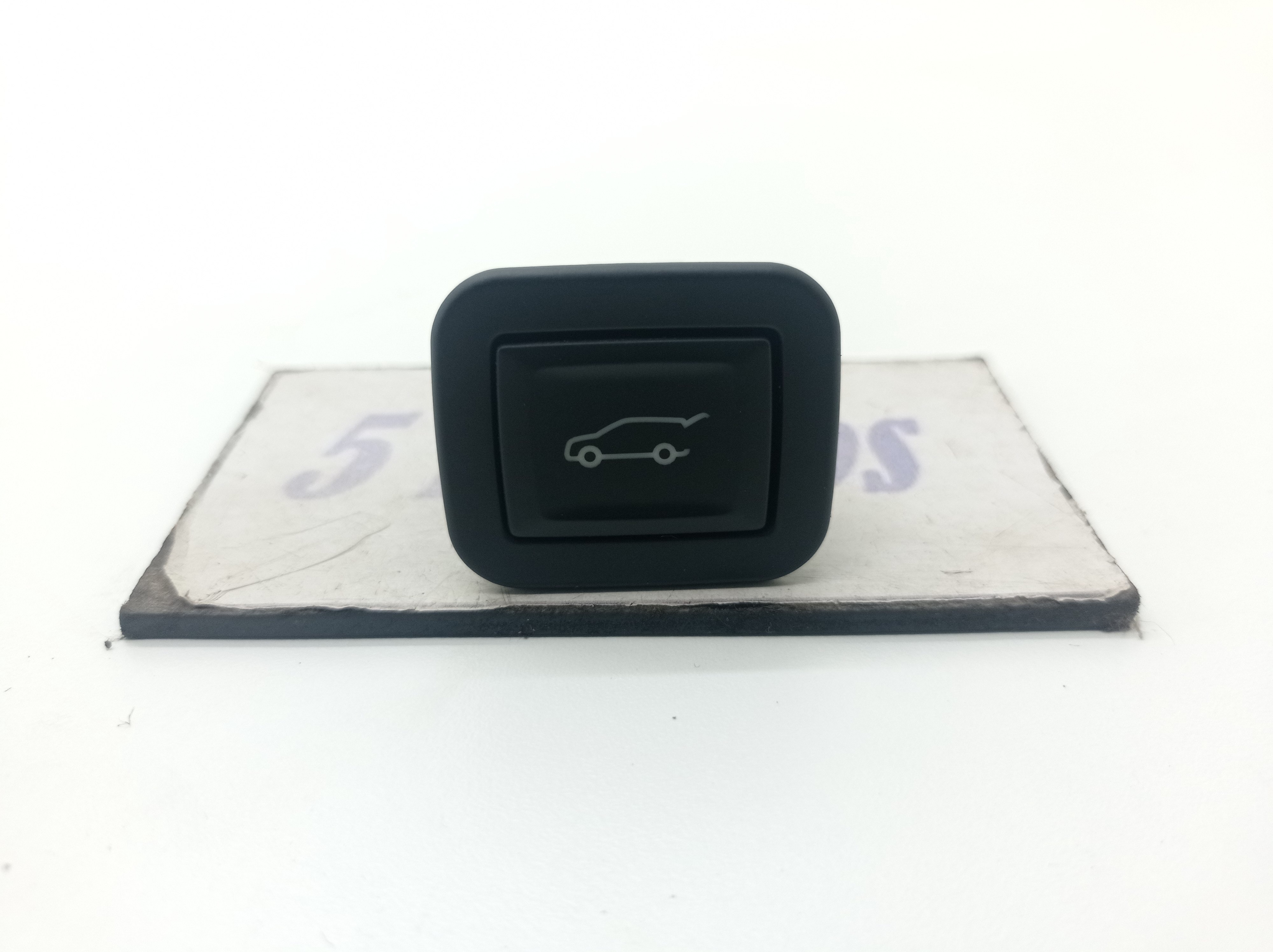 Botão Abertura Tampa Traseira Gm Equinox 2.0 2019 / 2020