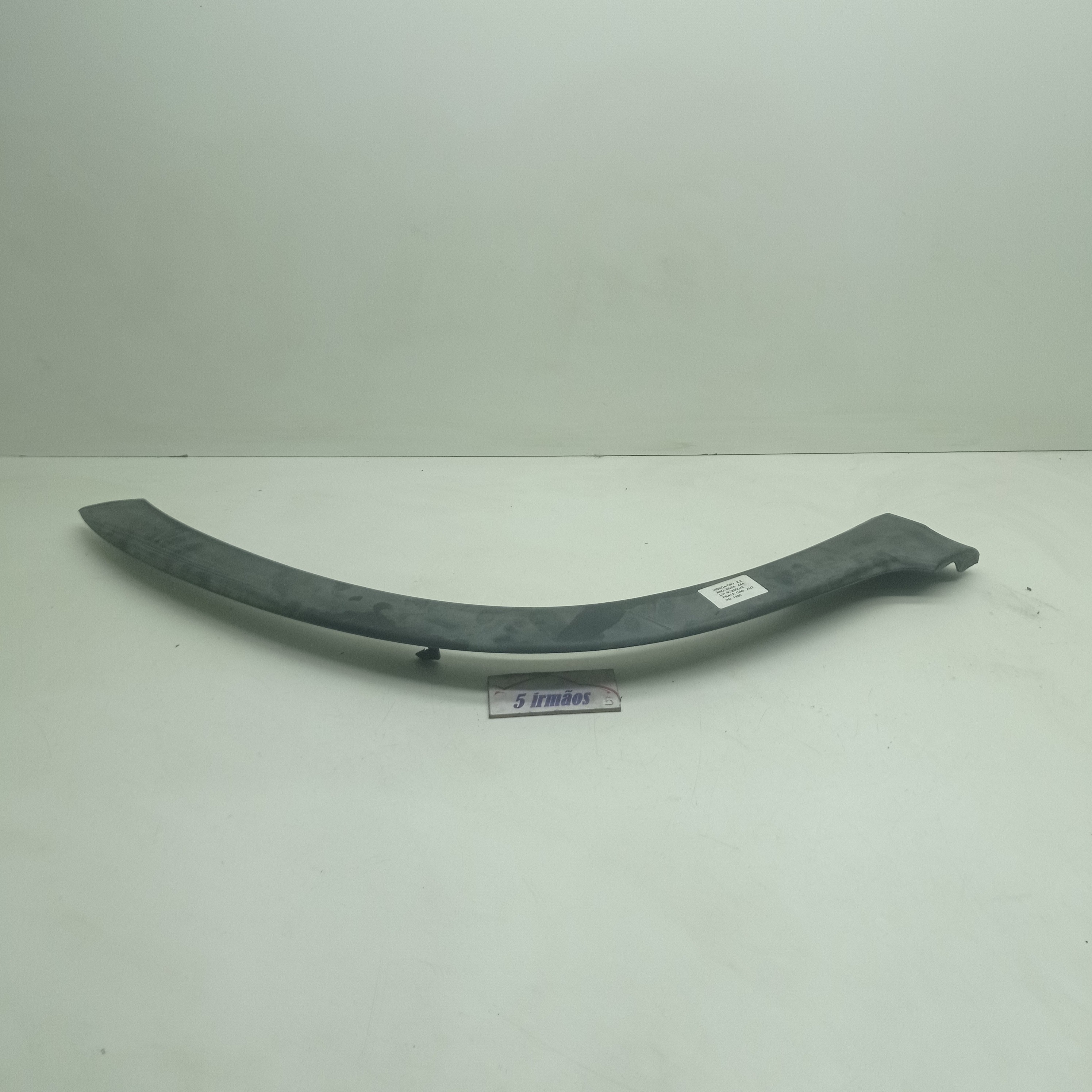 Acabamento Paralama Dianteiro Direito Honda Crv 2.0 4×4 2006 Preto
