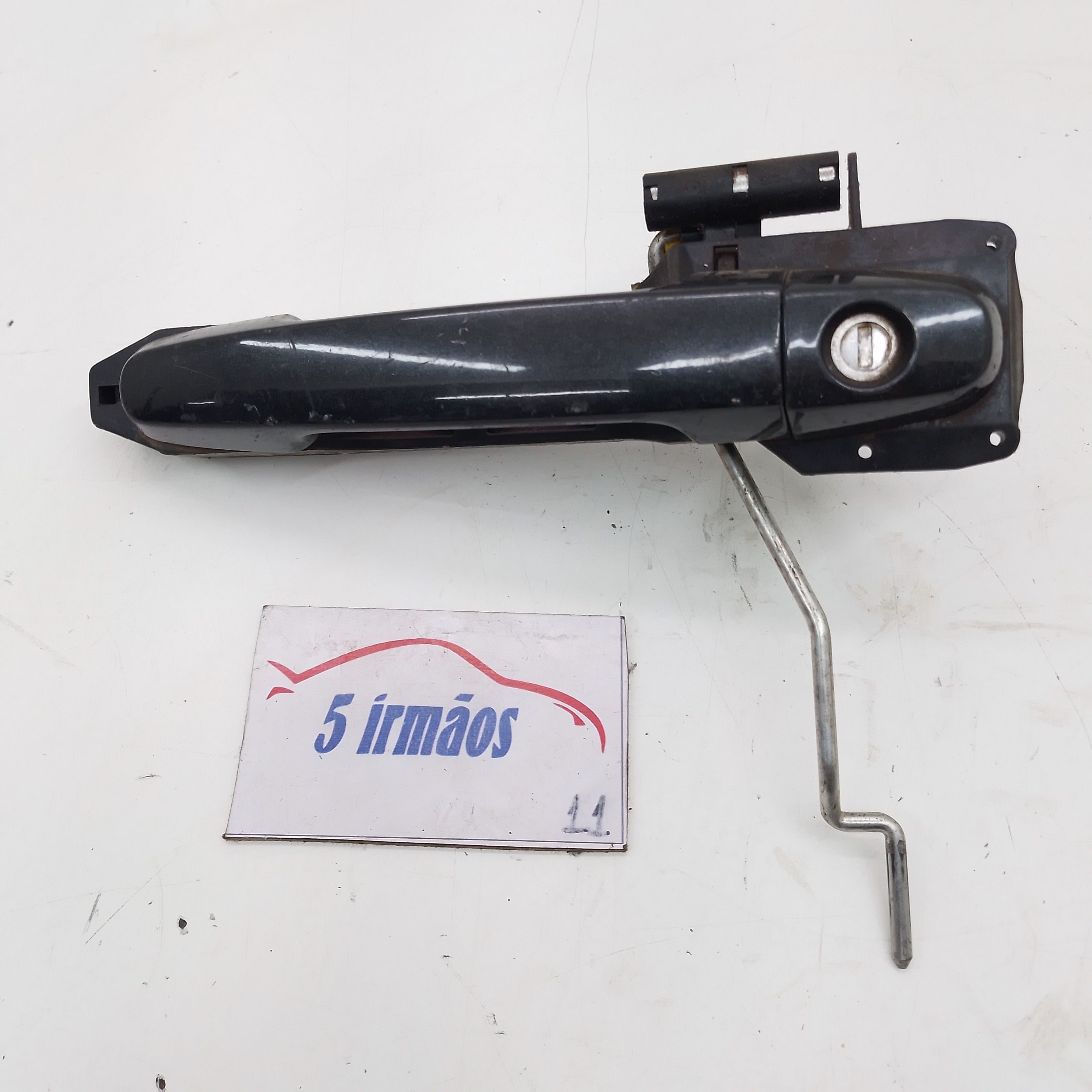 Maçaneta Externa Dianteira Esquerda Toyota Corolla 2005 1.8 Preto Dianteira