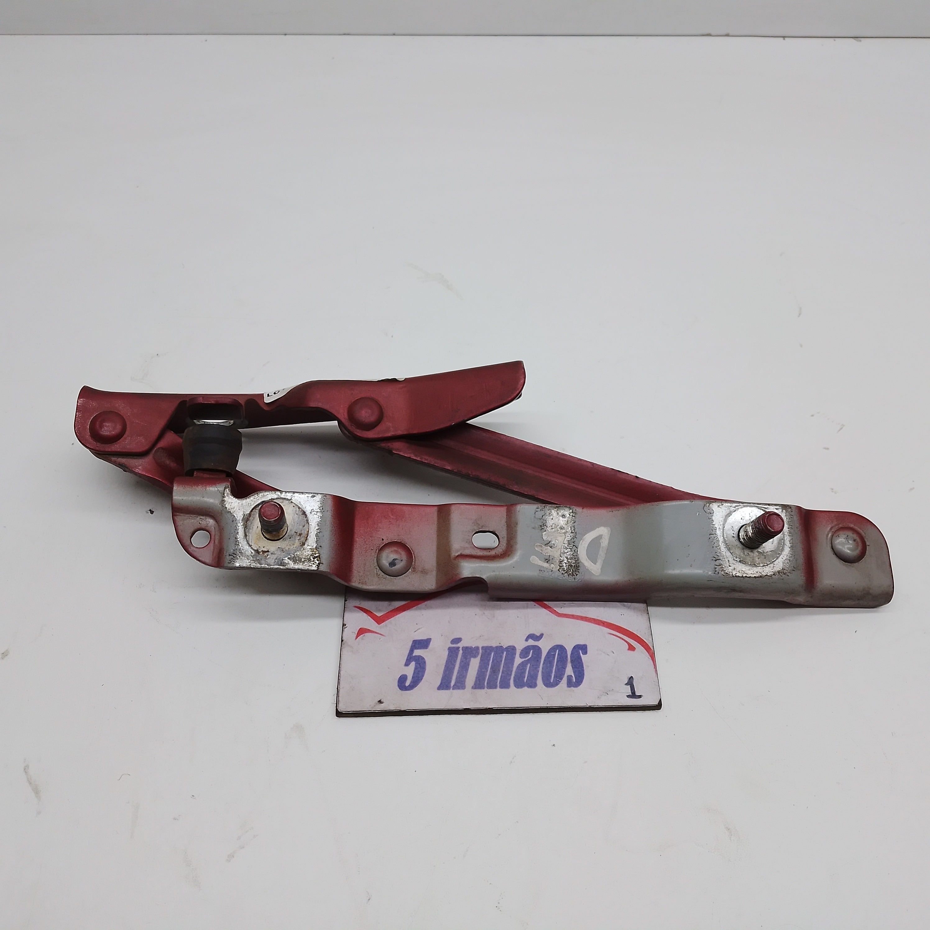 Dobradiça Braço Esquerdo Capô Pt Cruiser 2.4 2007 2008 2009