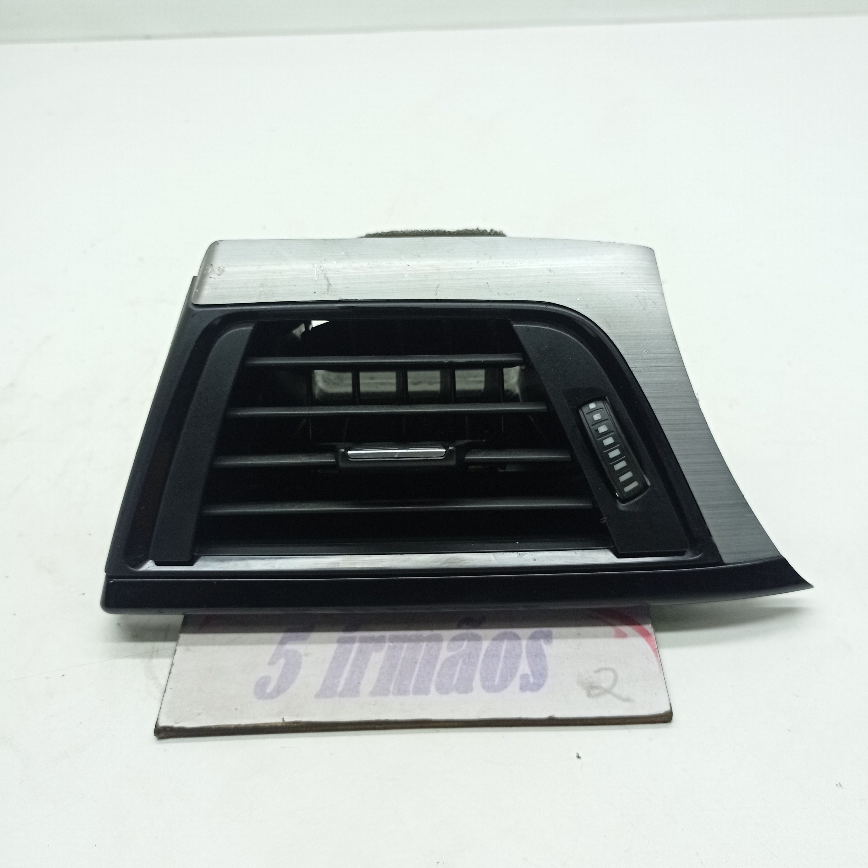 Difusor Ar Esquerdo Bmw 320i 2.0 2012 / 2013