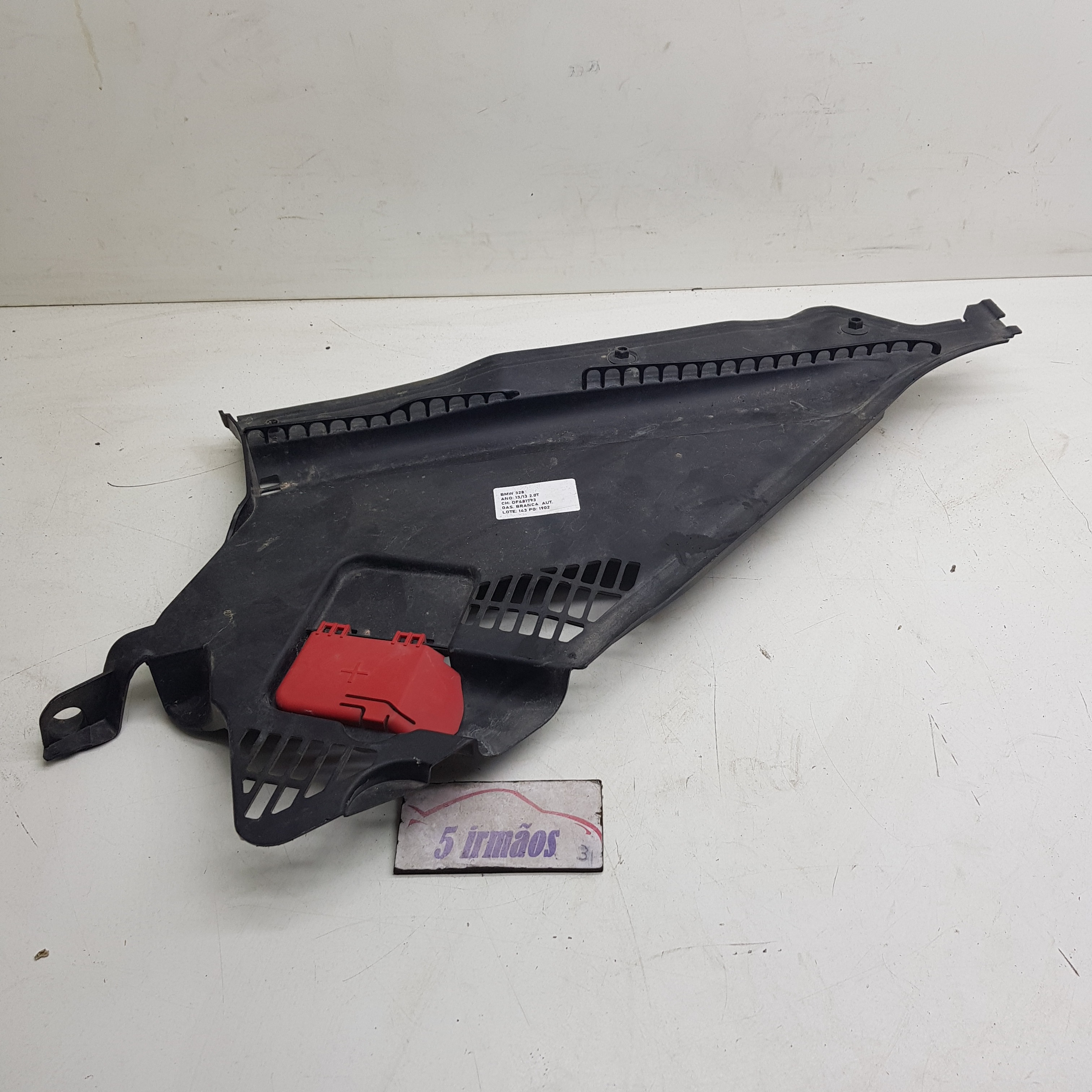 Acabamento Direito Churrasqueira Bmw 328i 2.0 2013 / 2014