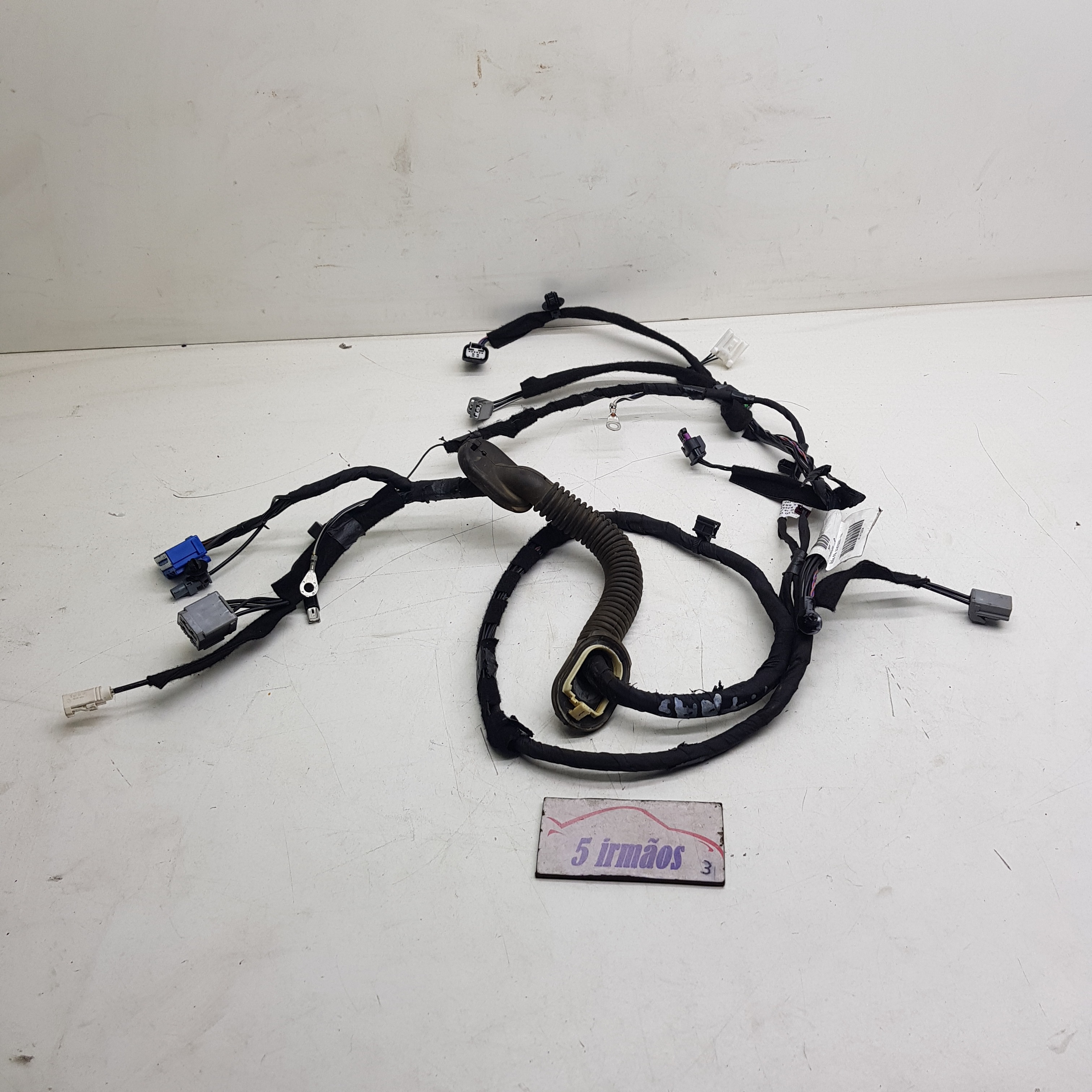 Chicote Tampa Porta Malas Volvo V40 T4 2.0 2019 N31472229