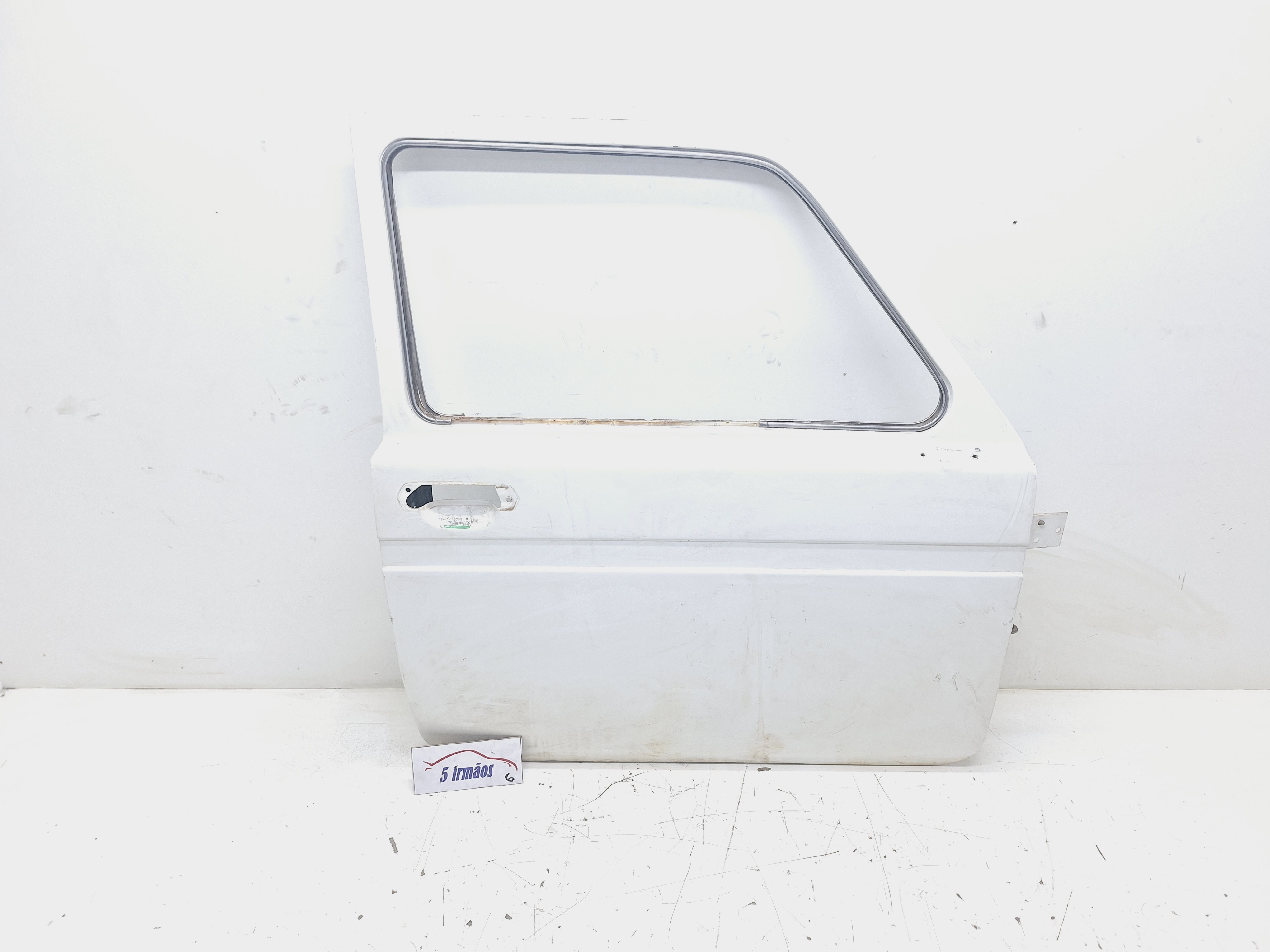 Porta Dianteira Esquerda Lada Niva 1.6 1991/ 1992  Dianteira Direito Branco