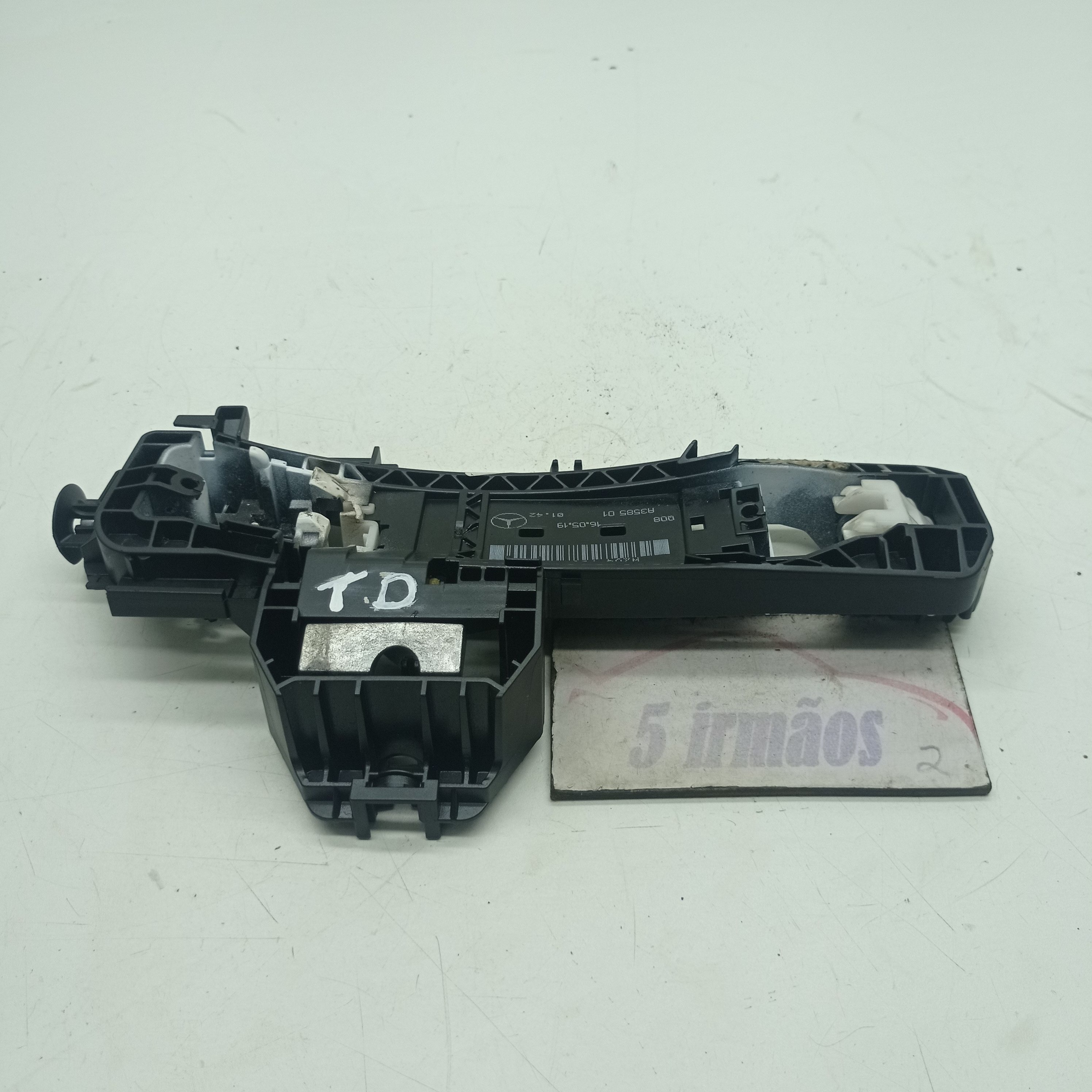 Suporte Maçaneta Traseira Direita Mercedes Gla 200 1.6 2020