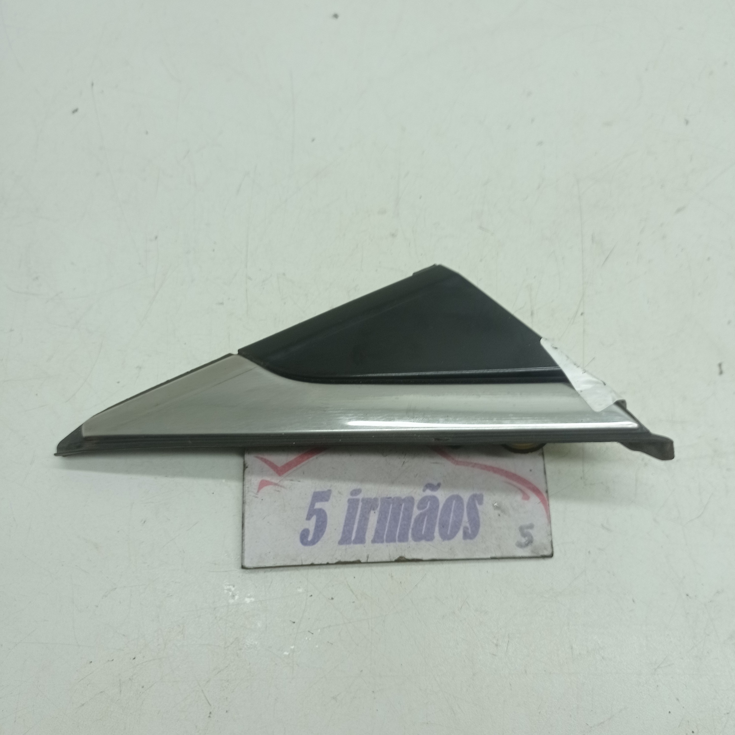 Acabamento Externo Retrovisor Direito Hyundai Azera 3.0 2012 Preto / Prateado