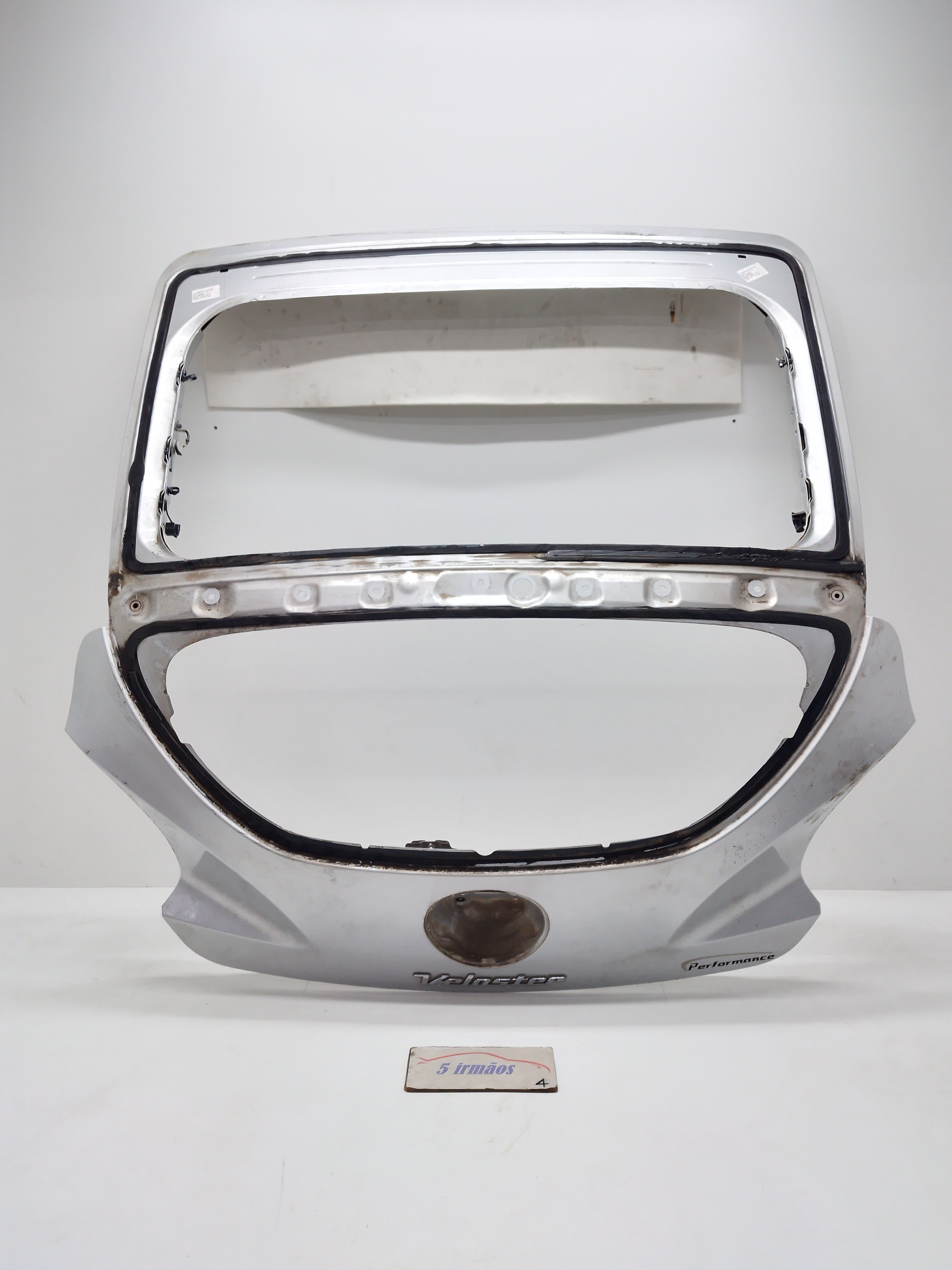 Tampa Traseira Porta Malas Hyundai Veloster 1.6 2012 / 2013
