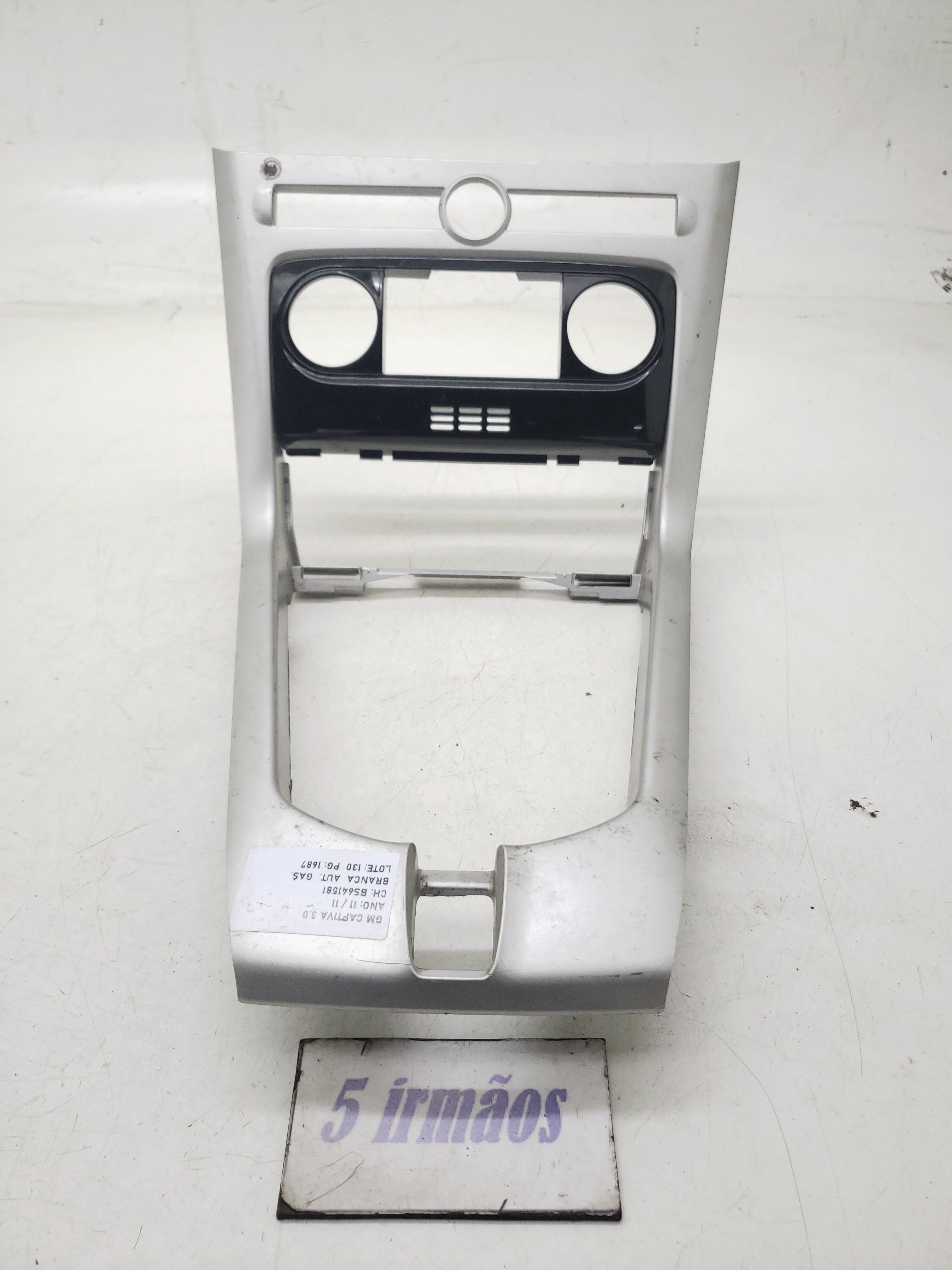 Acabamento Painel Central Gm Captiva 3.0 2011 / 2012 / 2013