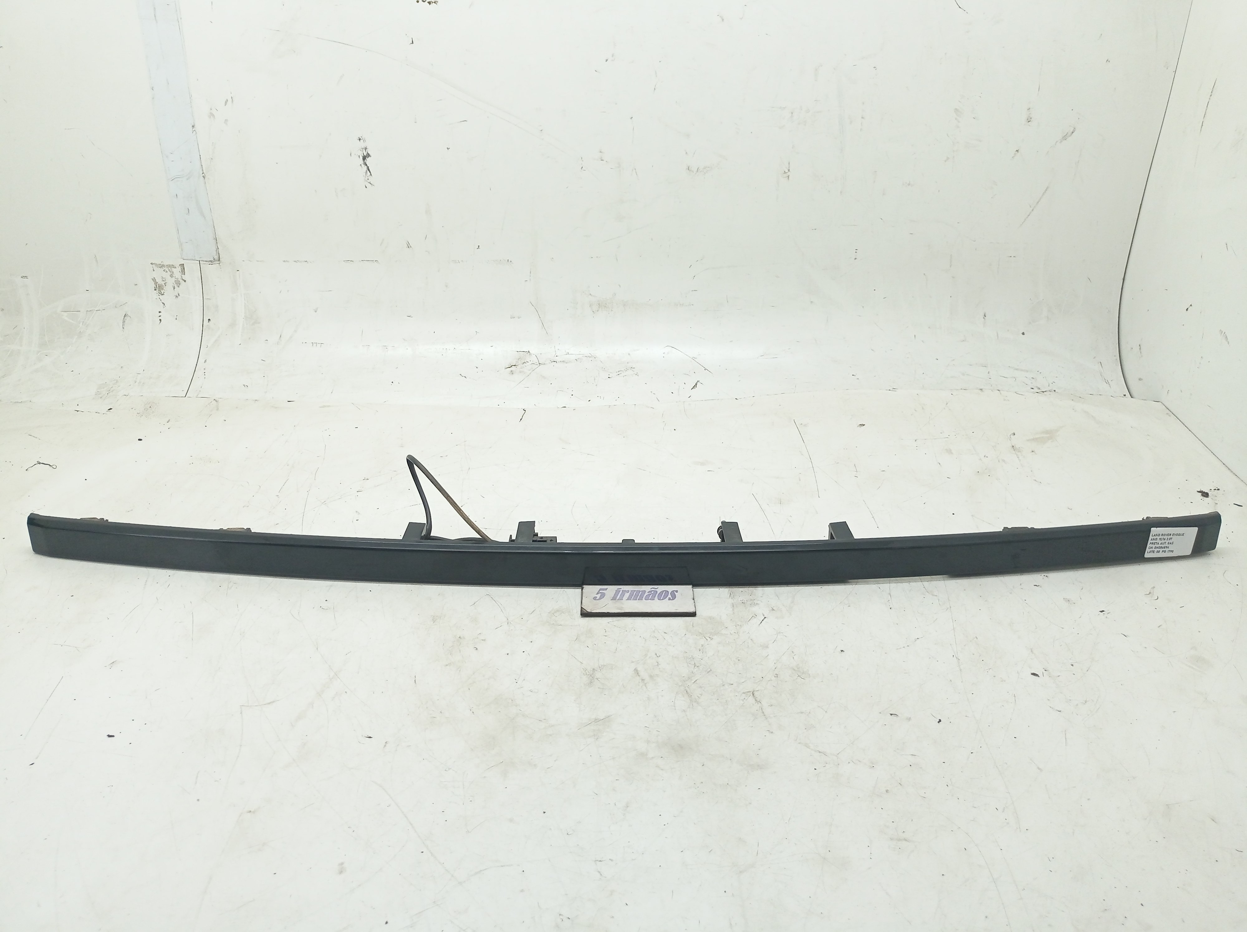 Friso Moldura Luz Placa Traseira Evoque 2.0 2015 /2016 /2017
