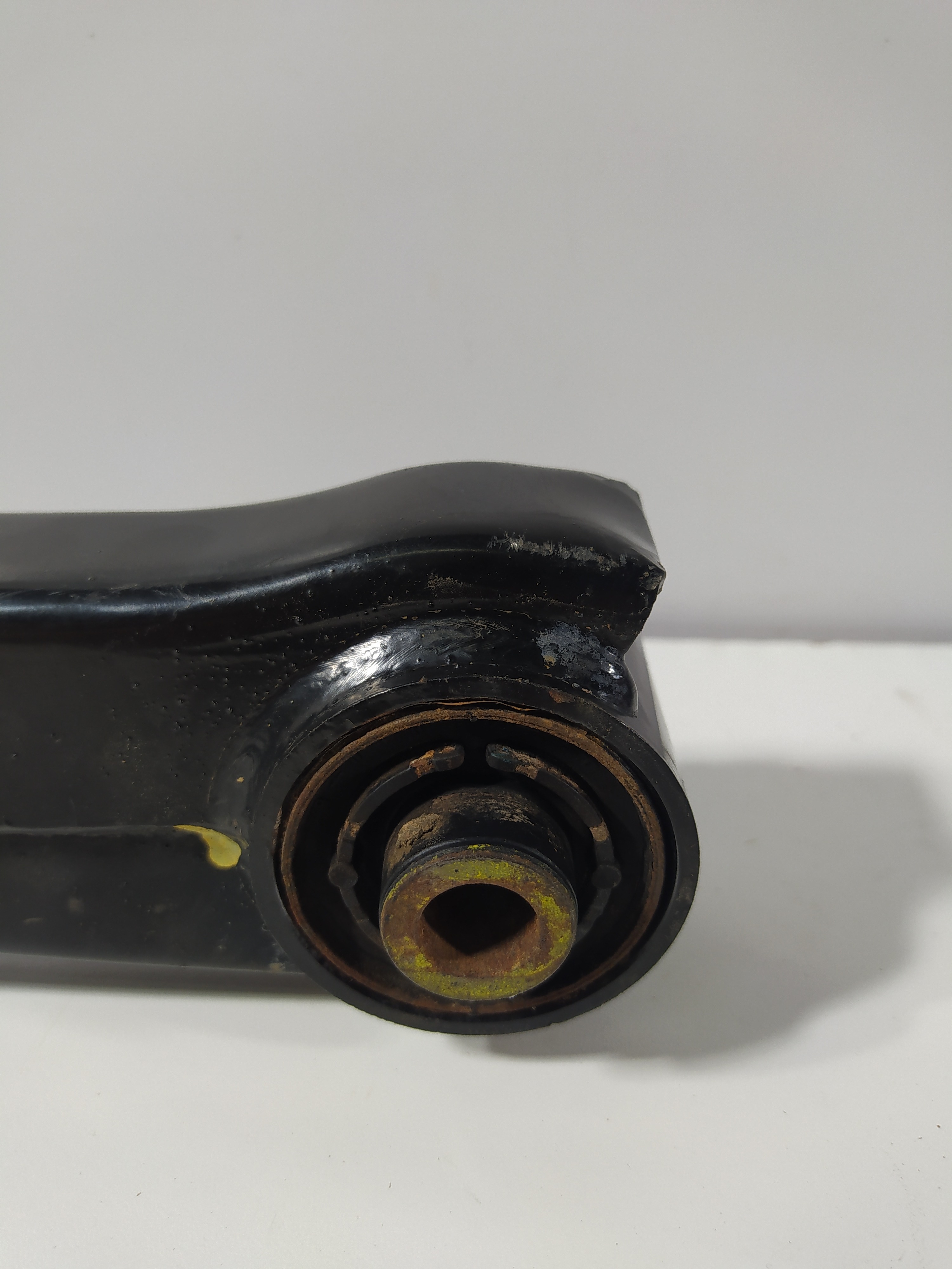 Bandeja Suspensão Direita Traseira Hyundai Ix35 2009 A 2015 3