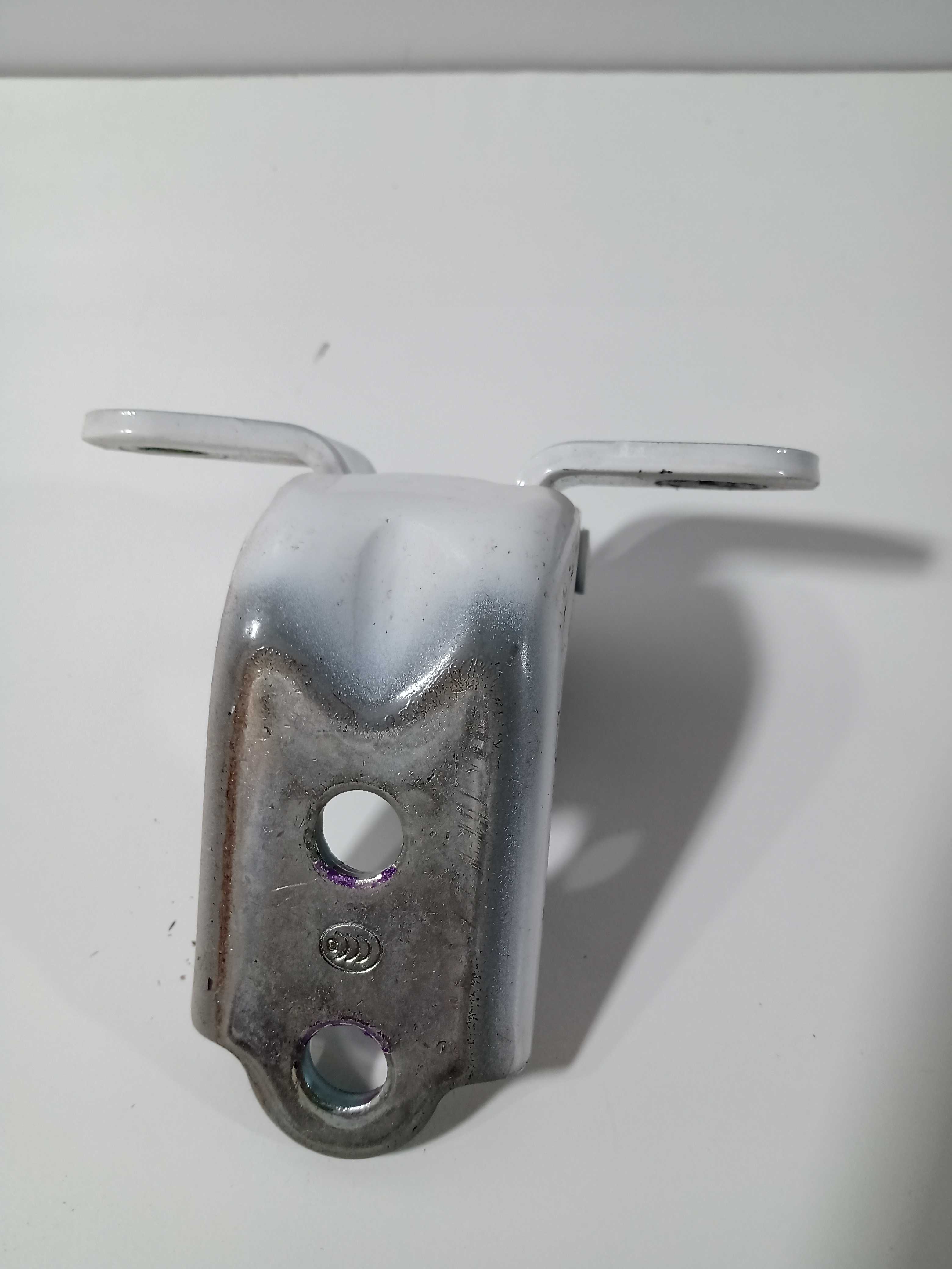 Dobradiça Porta Dianteira Esquerda Hyundai Creta 2017 2019