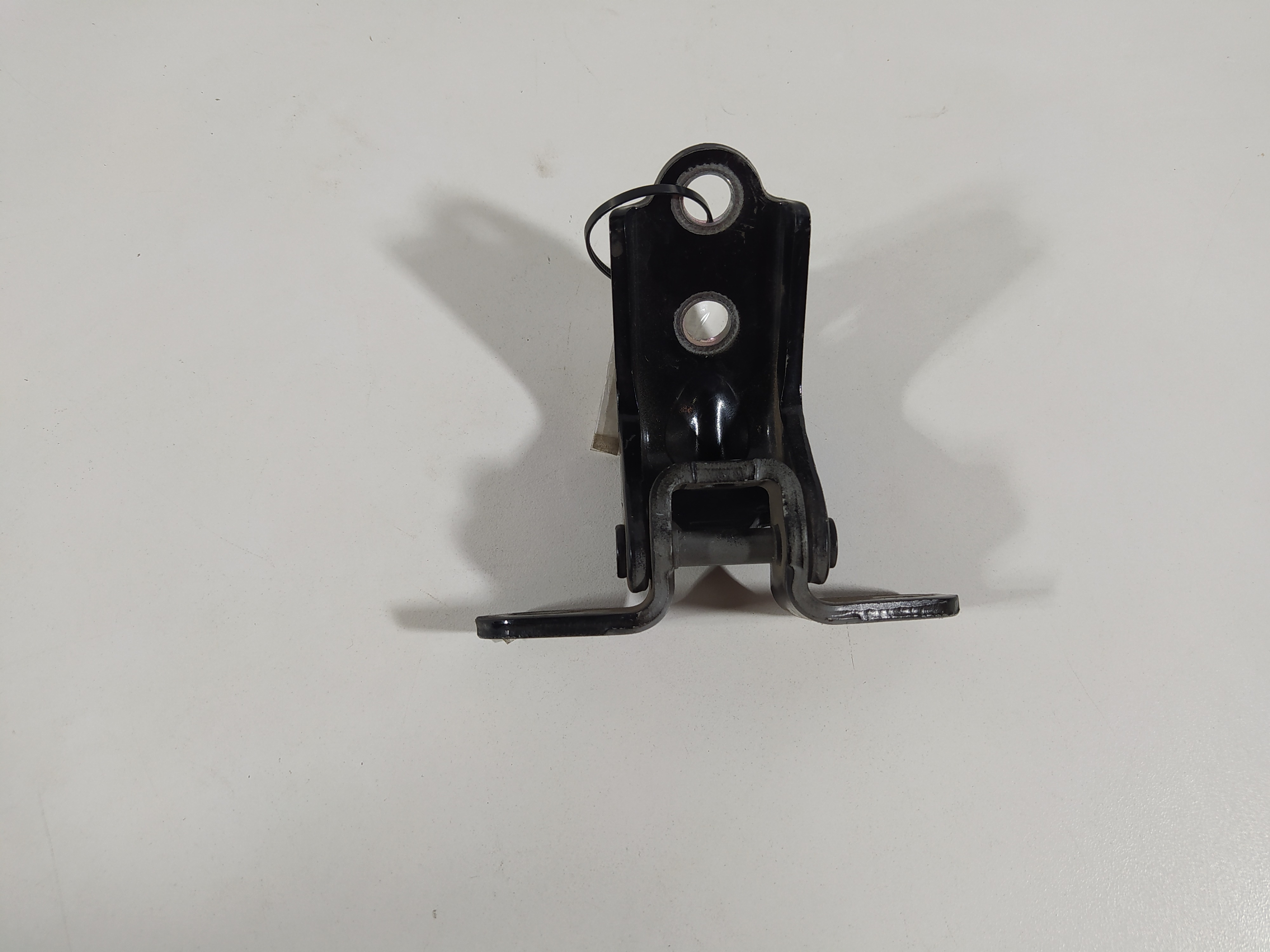 Dobradiça Inferior Porta Dianteira Direita Hyundai HB20X