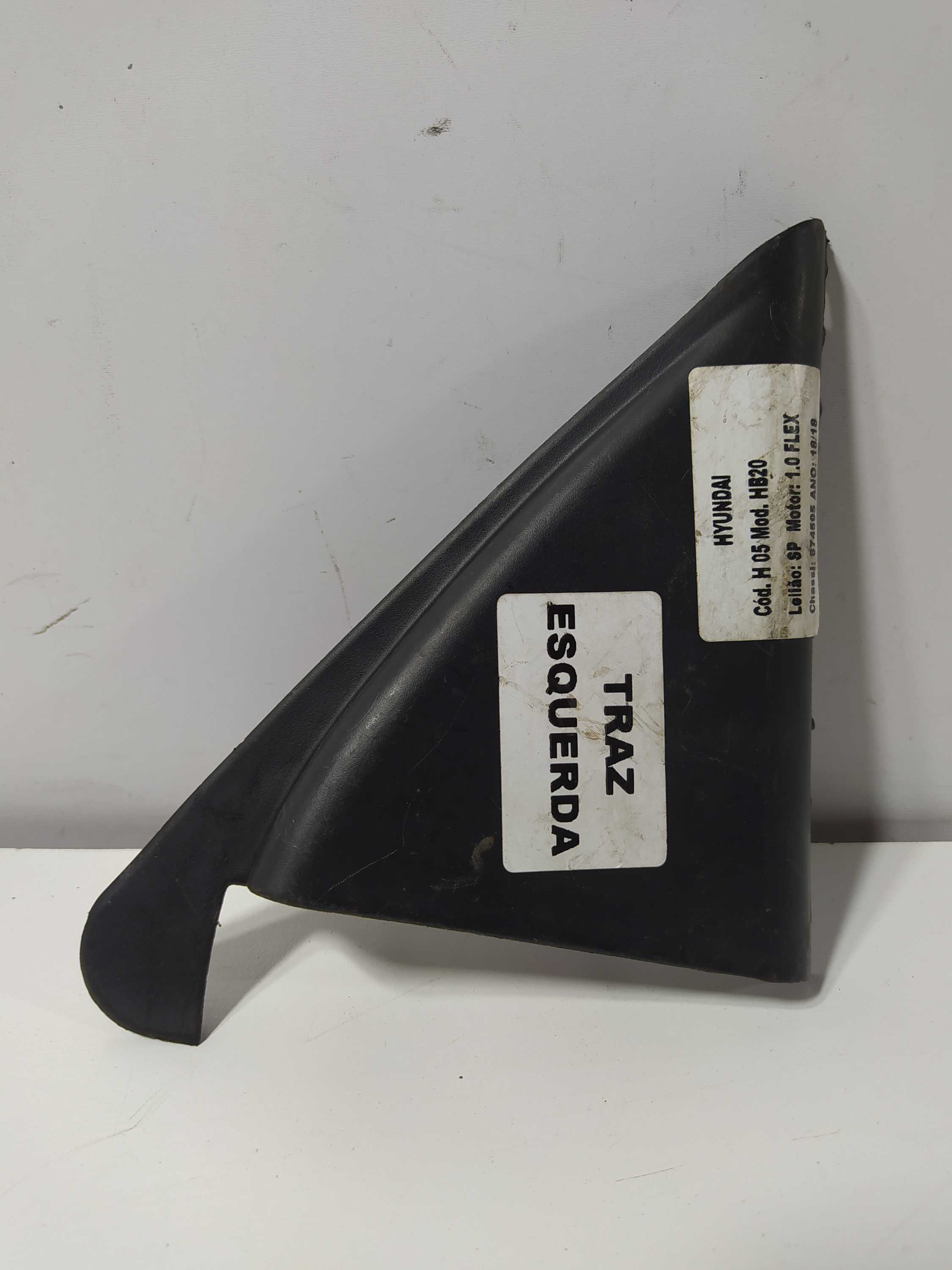 Moldura Porta Traseira Esquerda Hyundai Hb20 Hb20x 2013 2018 Preto
