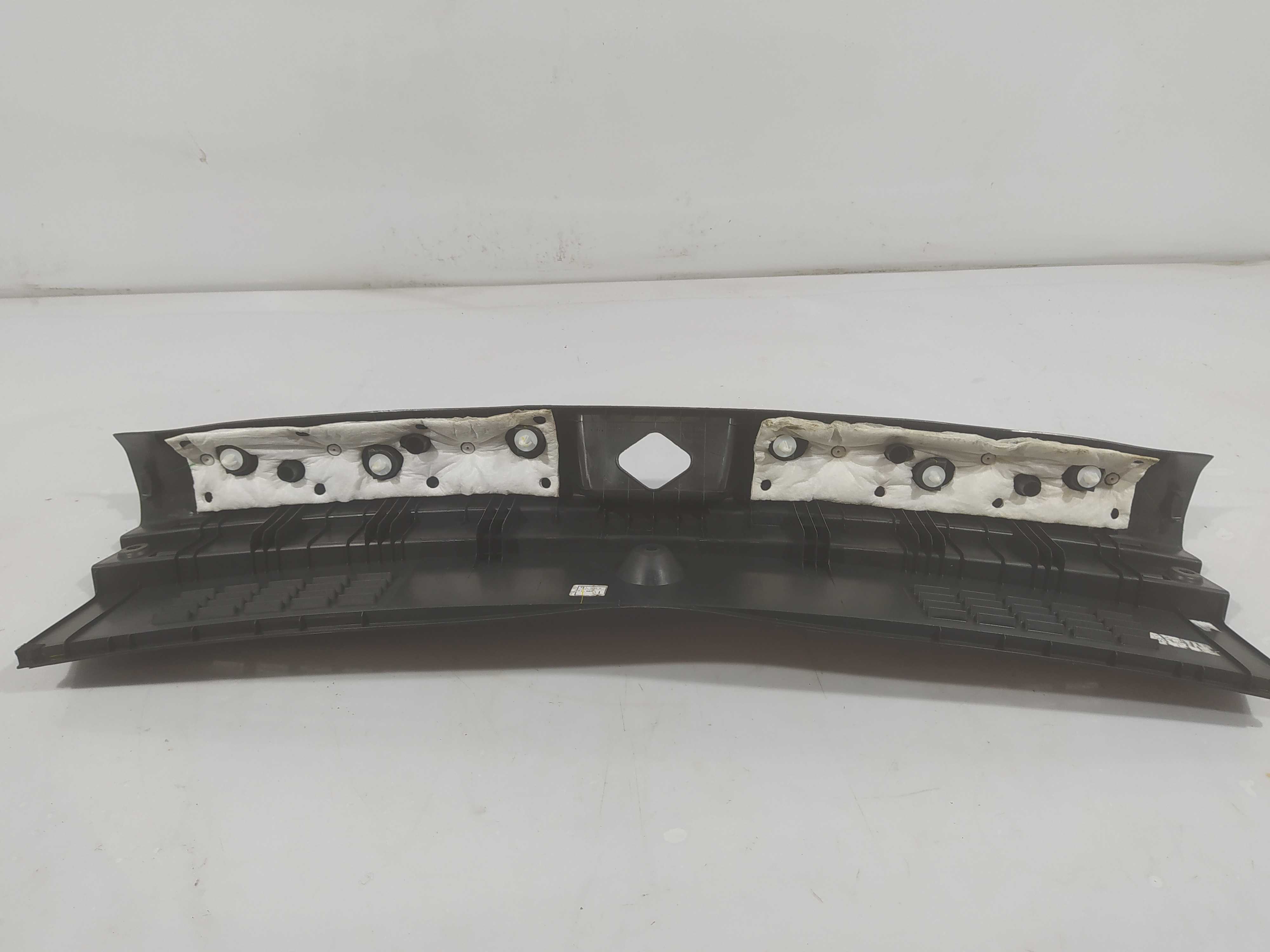 Acabamento Painel Traseiro Creta 2019 3