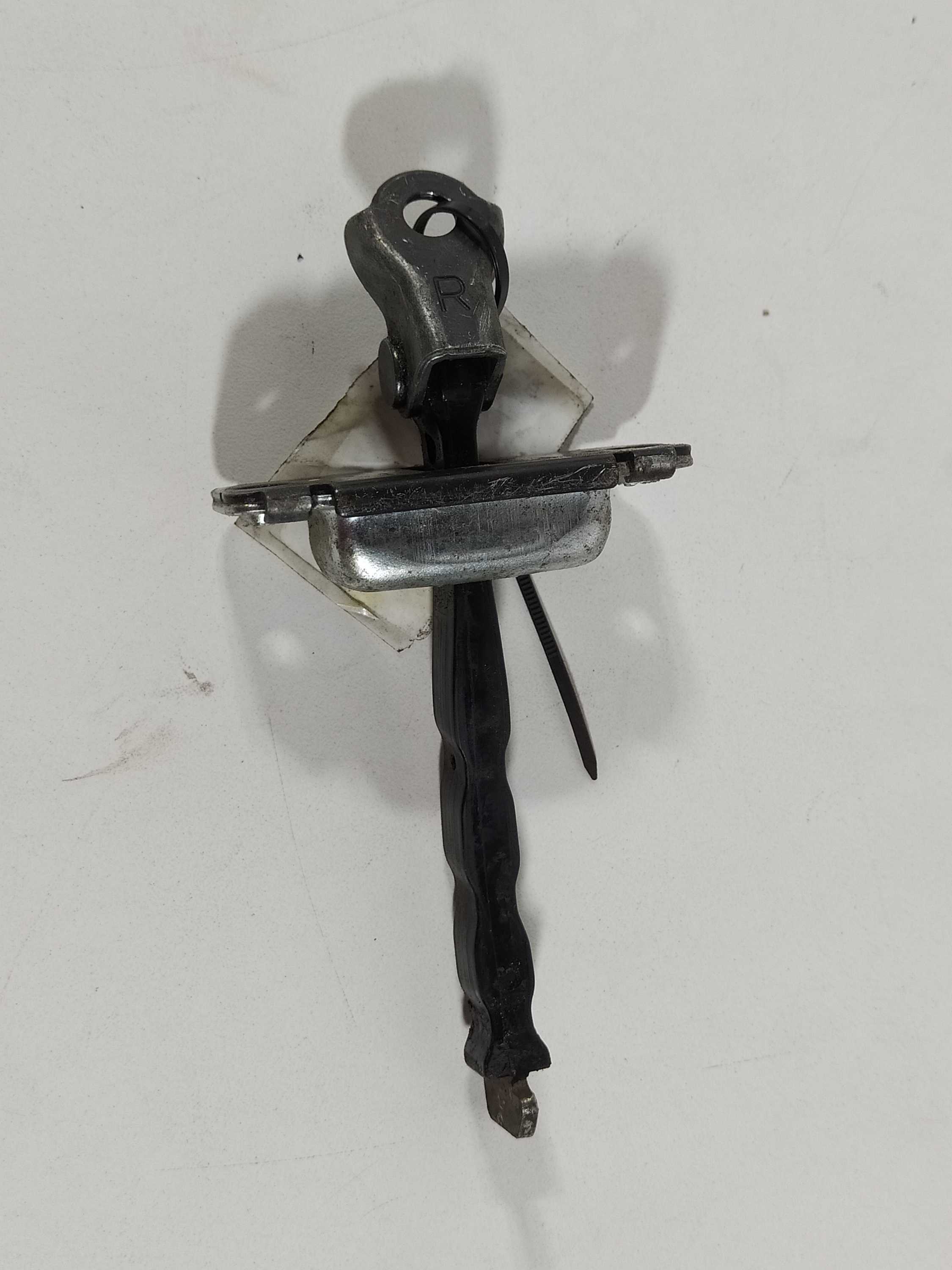 Limitador Porta Dianteira Direita Hyundai Hb20 2013 1