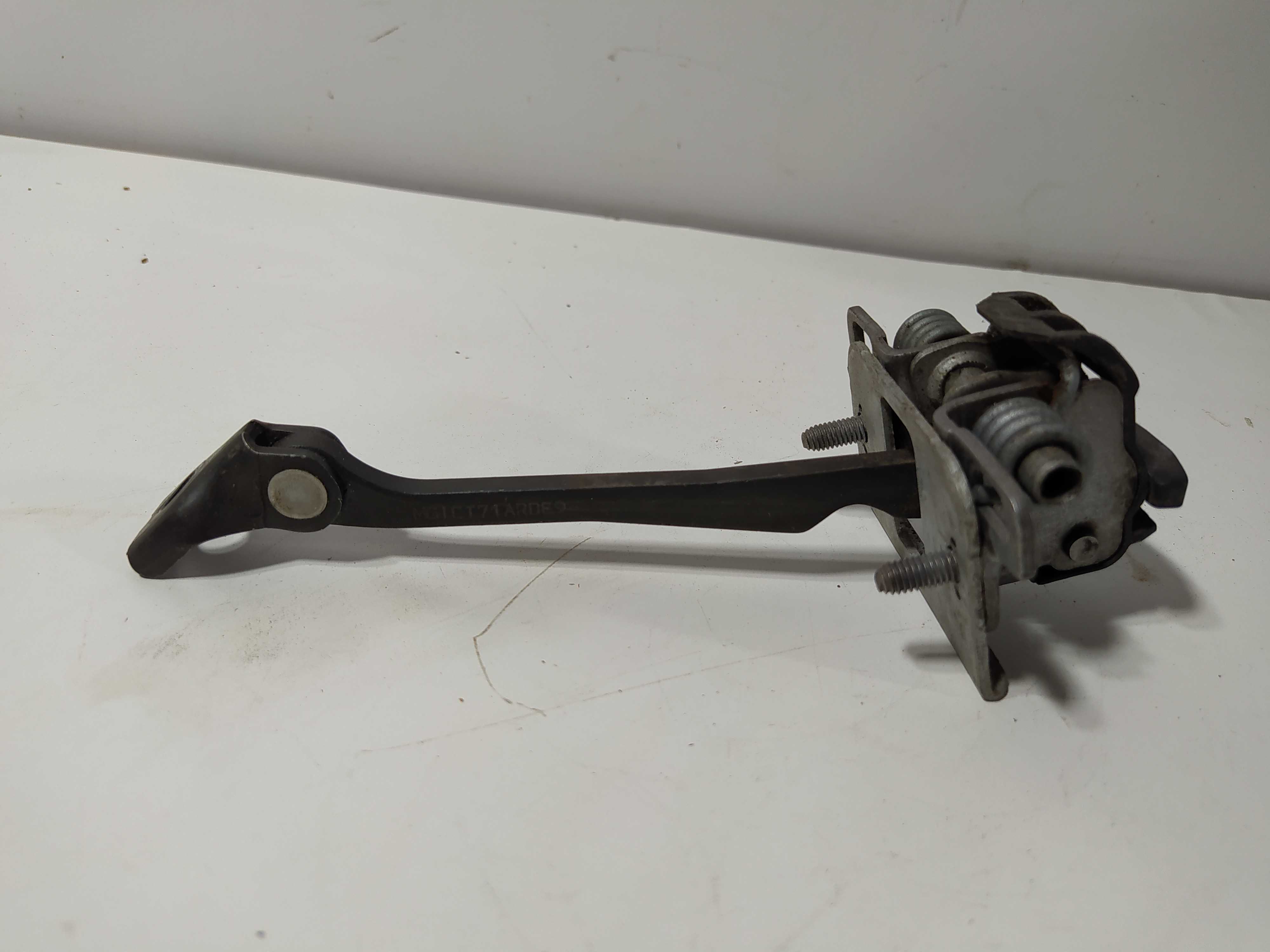 Limitador De Porta Traseira C4 Picasso 2