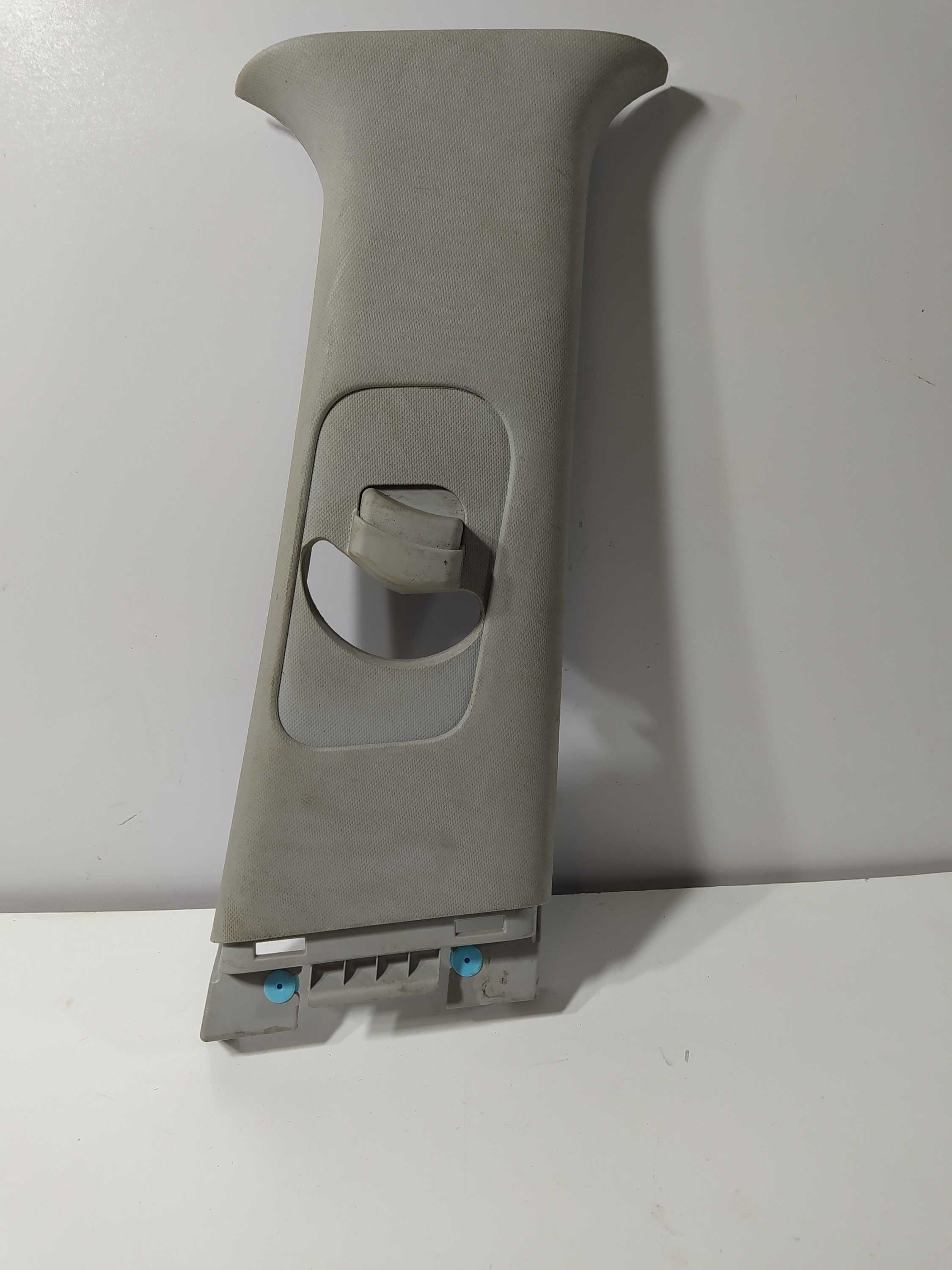 Acabamento Coluna Central Direito Hyundai  Ix35 2012 A 2015 1