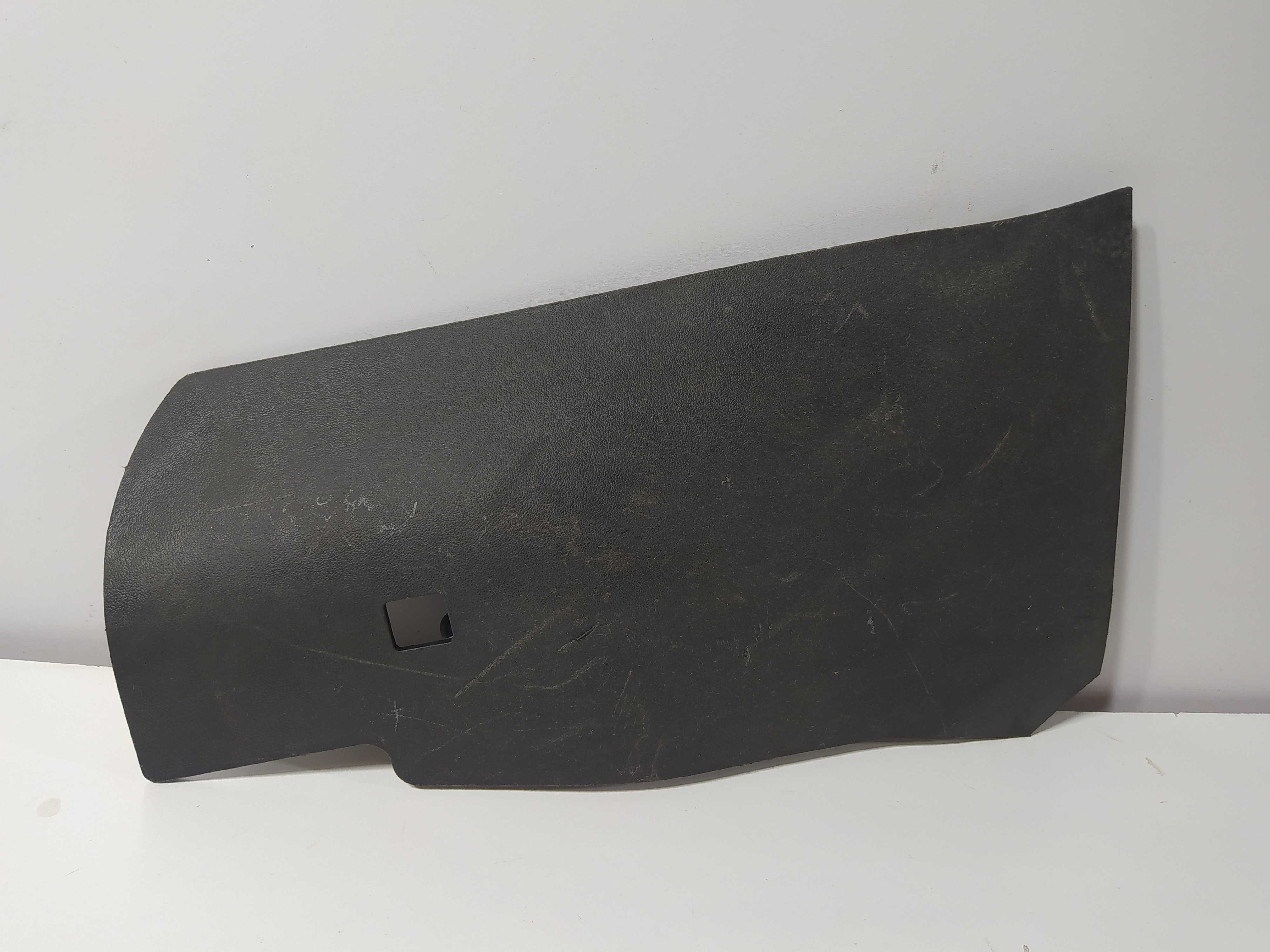 Acabamento Console Direito Ix35 2011 C/ Detalhes 1