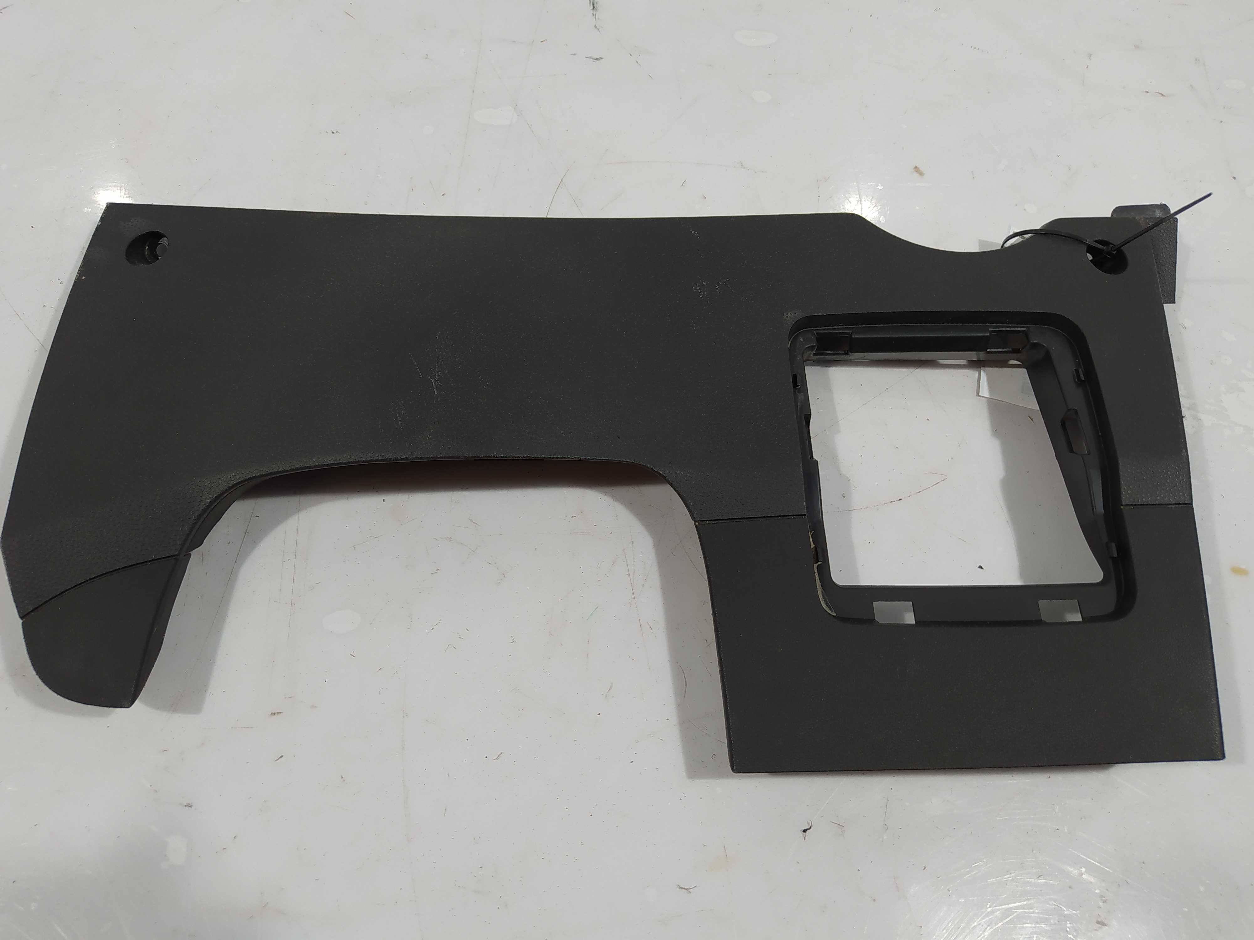 Acabamento Da Caixa De Fusível Hyundai Ix35 2.0 2