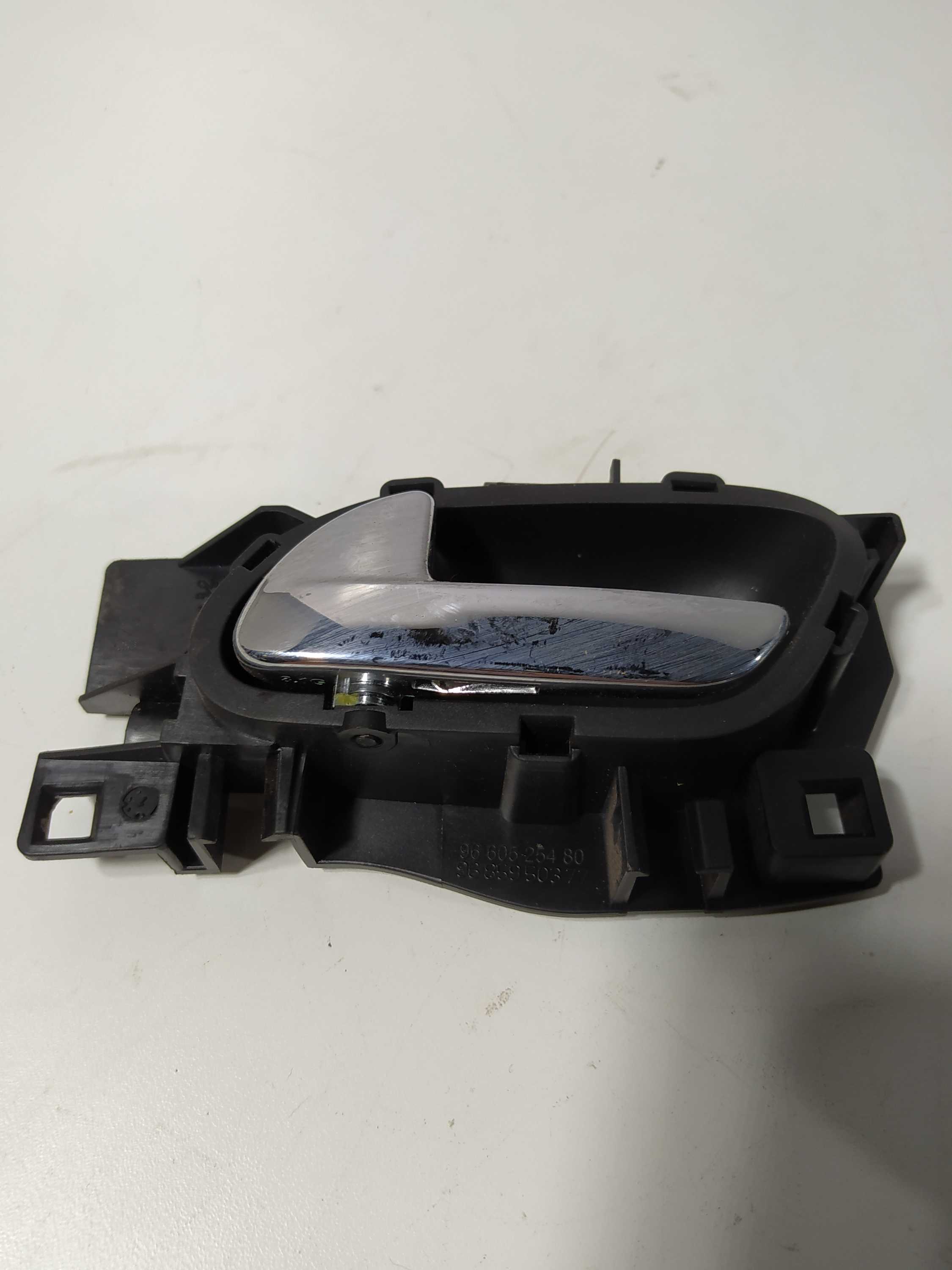 Maçaneta Interna Traseira Esquerda Peugeot 308 2011 A 2017 2