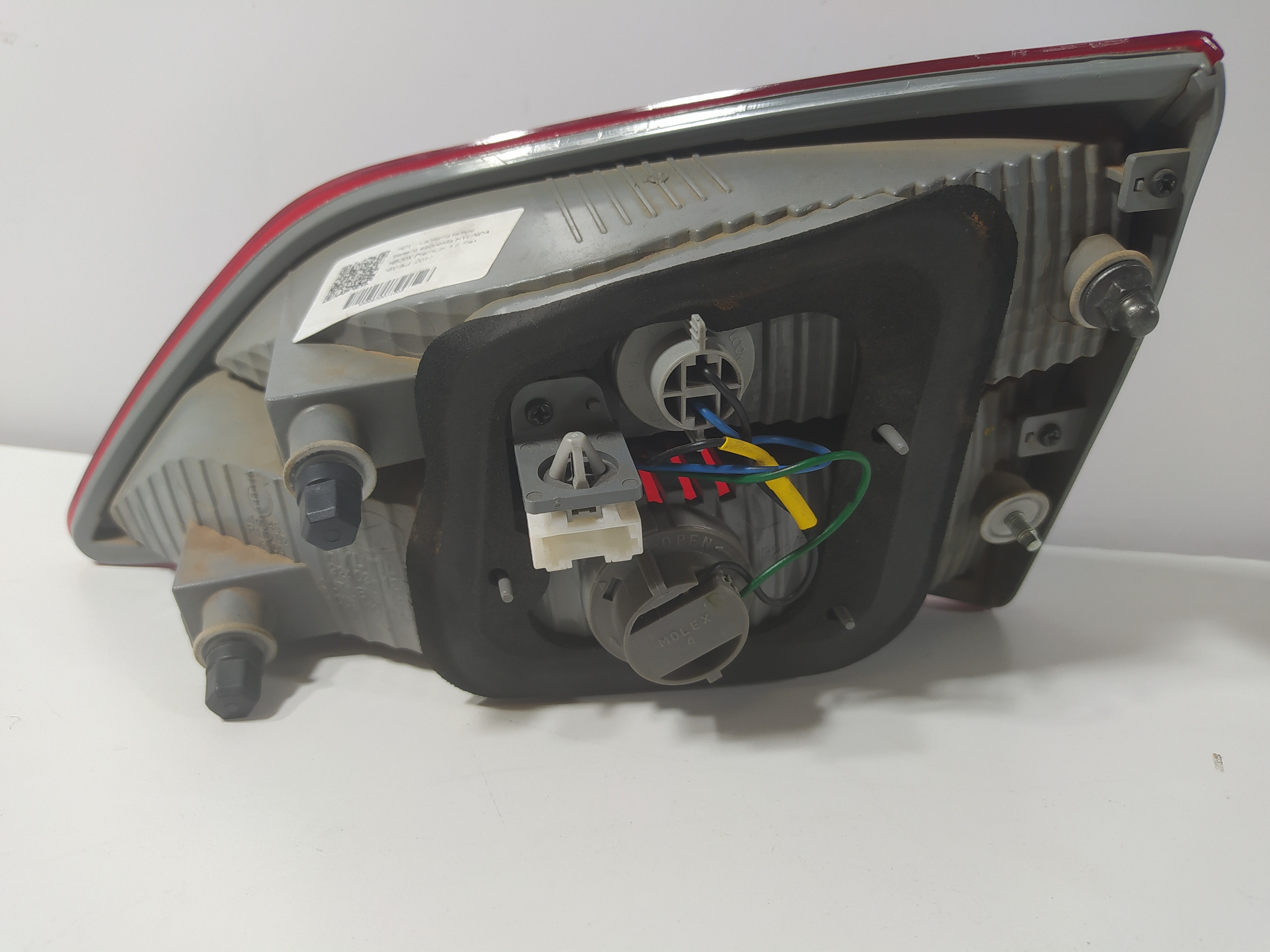 Lanterna Da Tampa Hyundai Hb20 Hatch  Lado Esquerdo