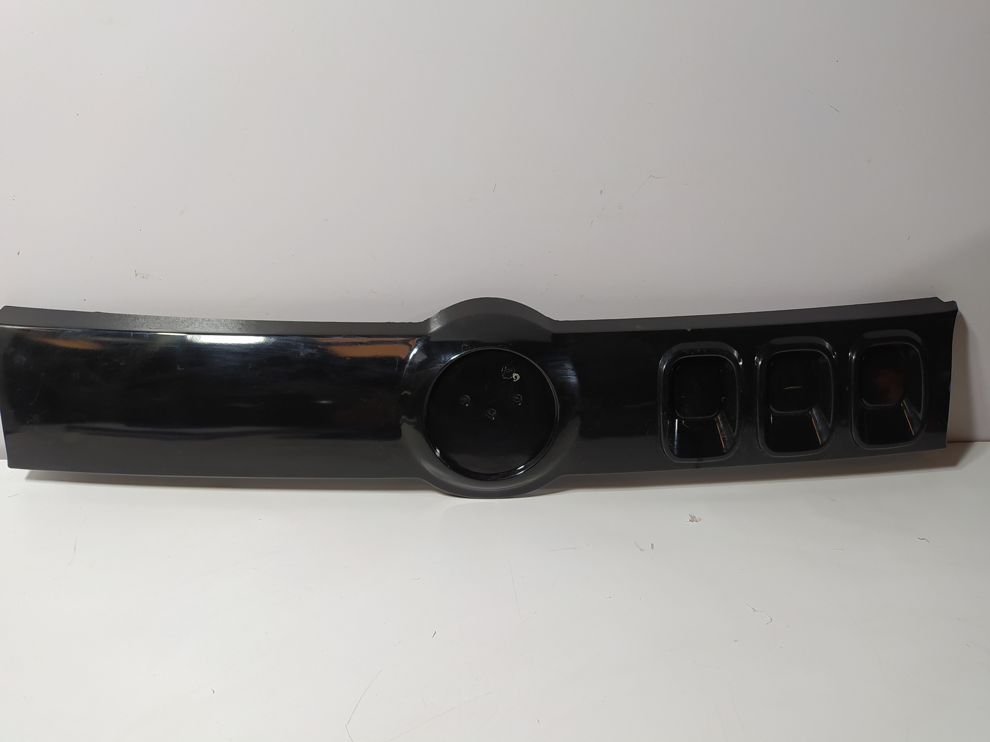 Grade Dianteira Uno Attractive 2015 Novo Importado Preto Preta