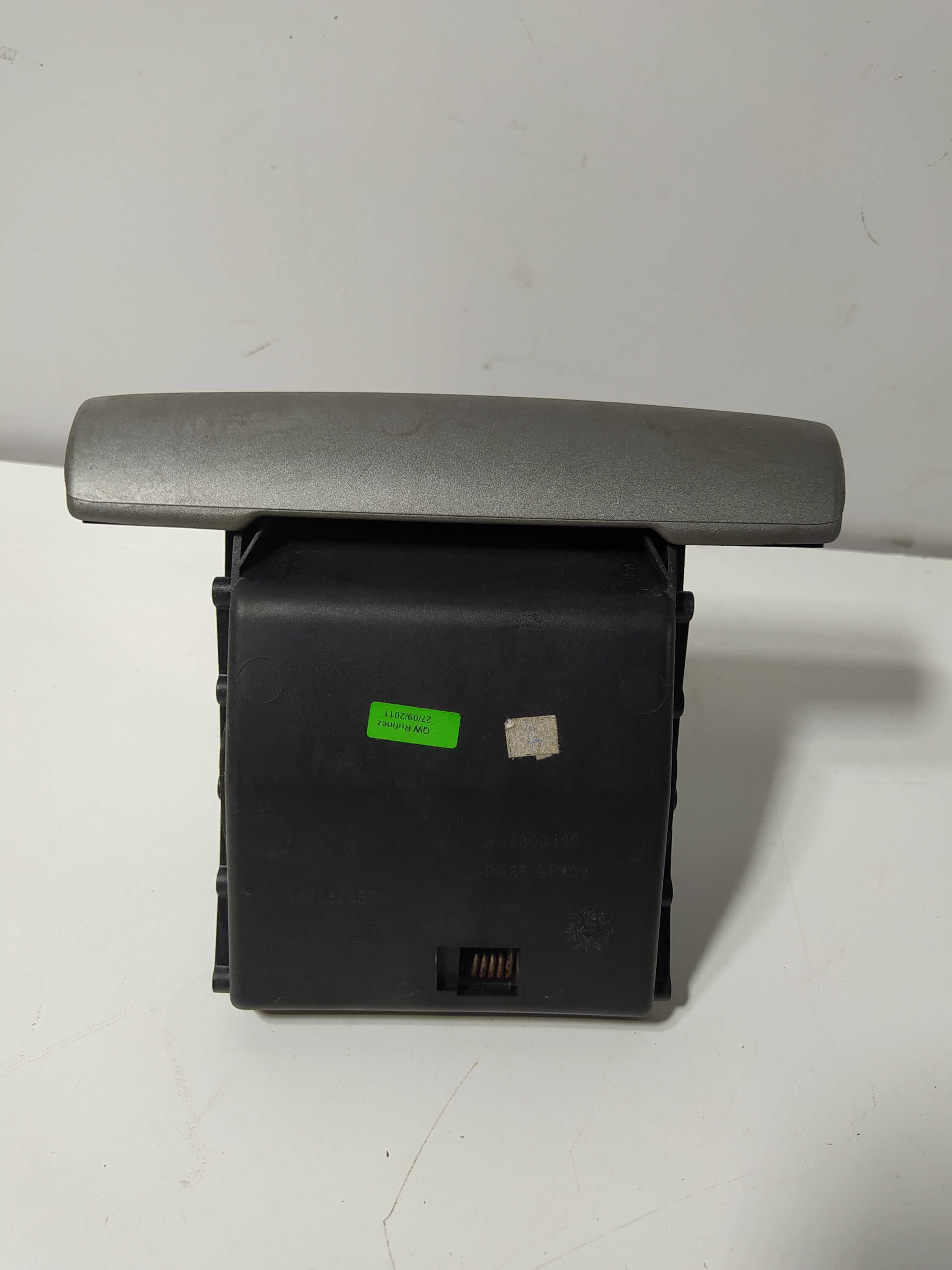 Acabamento Do Painel Central Peugeot 308 2