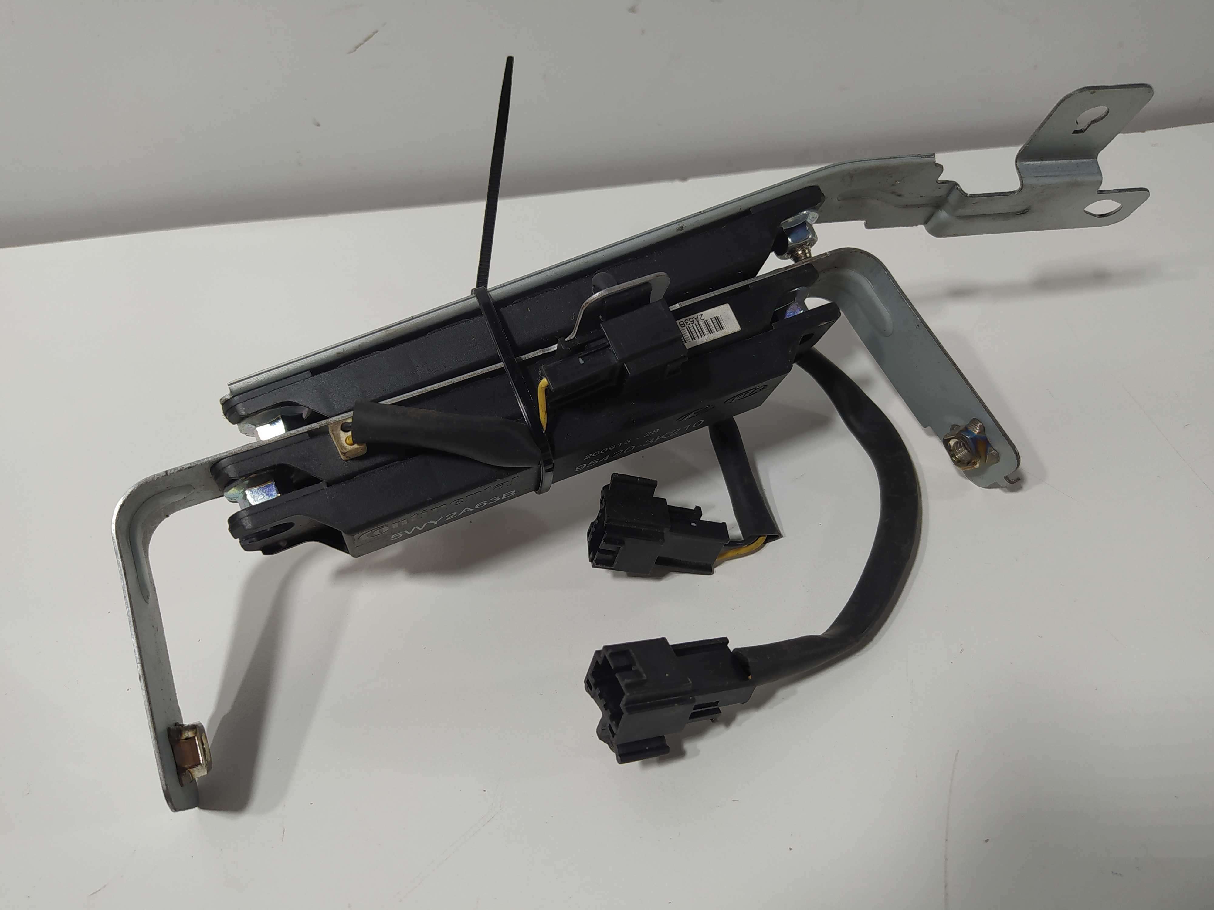 Módulo Amplificador De Antena Ix35 2013 A 2015 Original 3