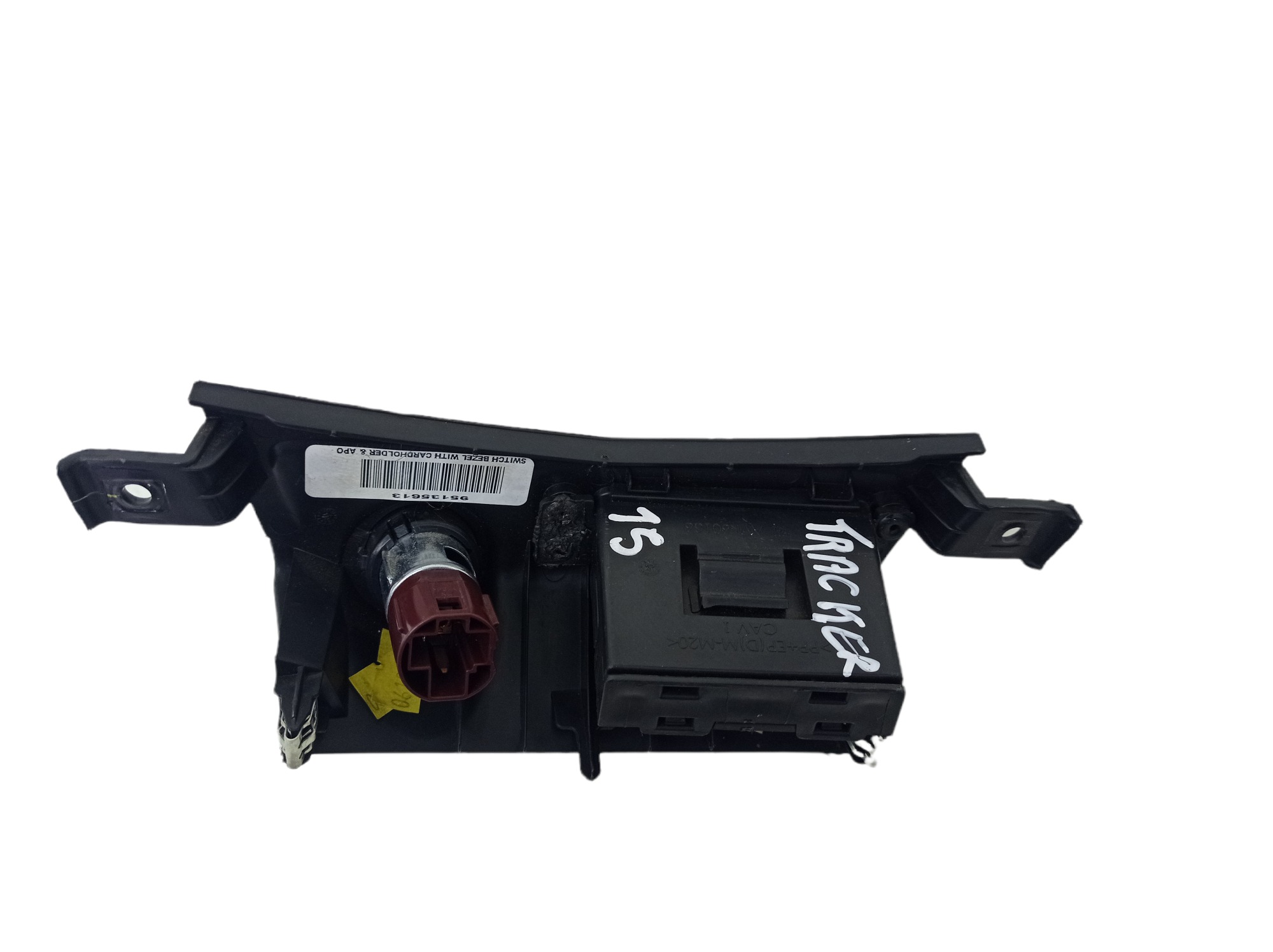 Moldura Acendedor Console Chevrolet Tracker 2014 Preto 5