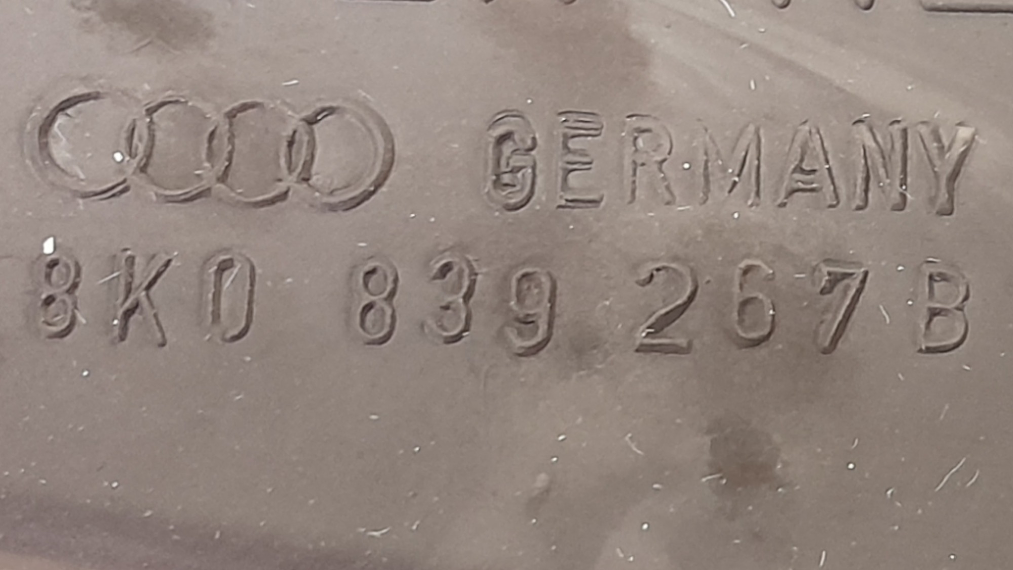 Limitador Porta Traseira Direita Audi A4 Tfsi 2.0 16v 2013 7