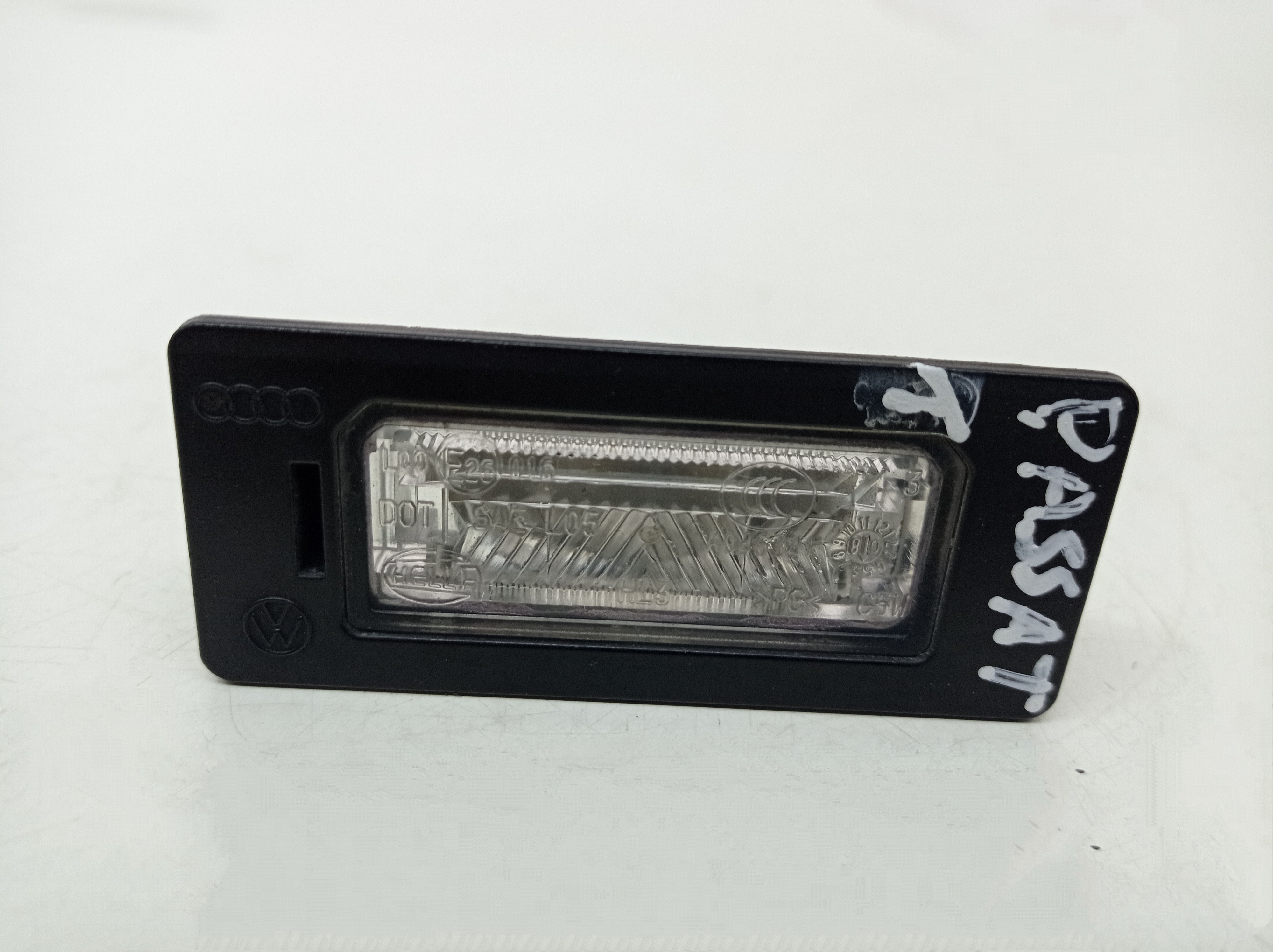 Luz De Placa Traseira Volkswagen Passat Variant 2009  Preto 1