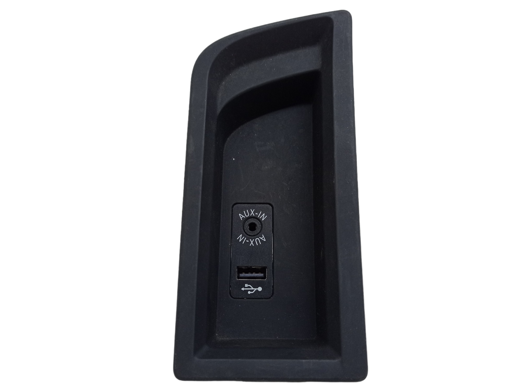 Entrada Usb Do Painel Bmw 320i 2.0 2015