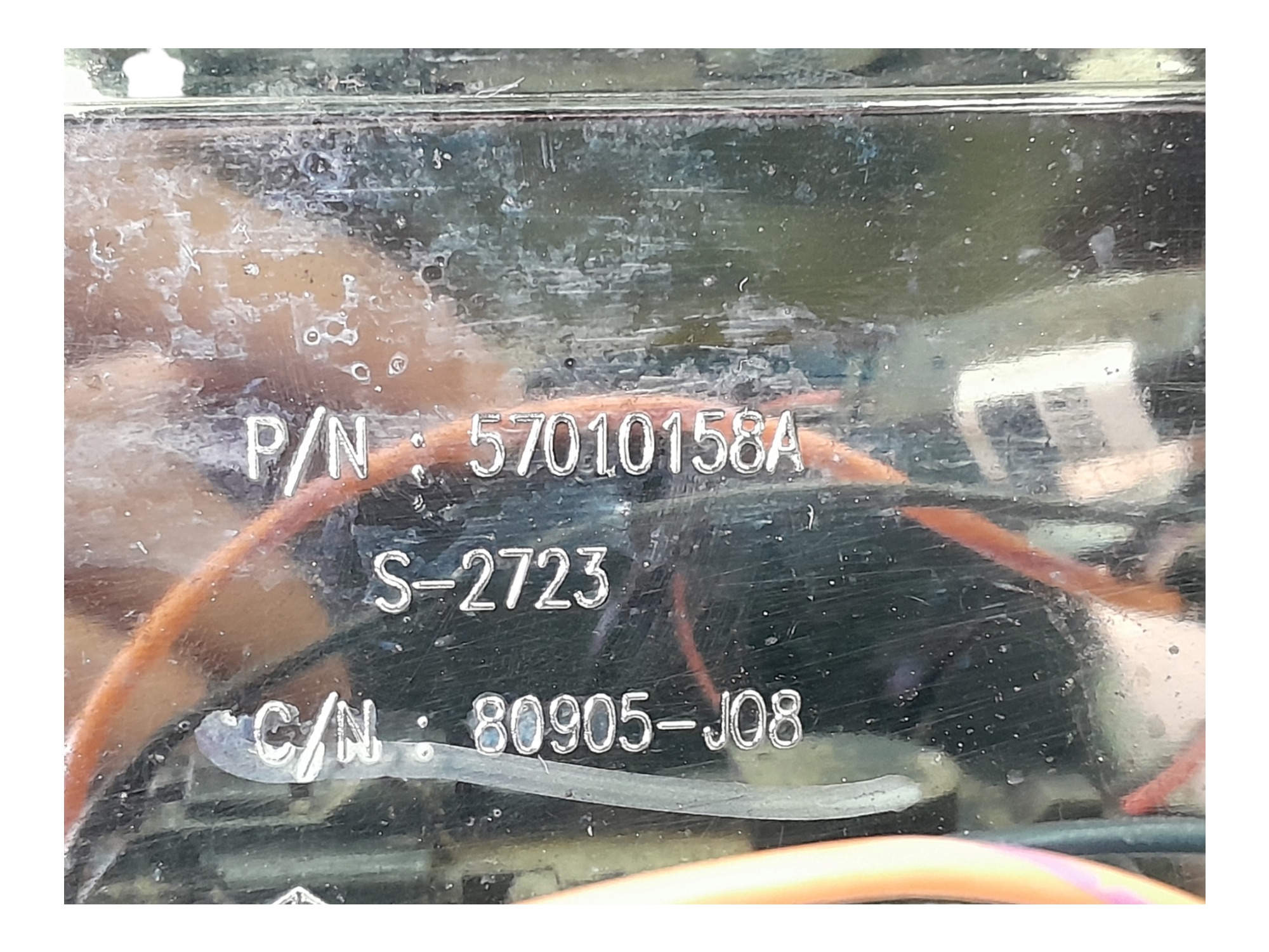 Aplique Tampa Traseira Com Camera Re Jeep Cherokee 2012 8