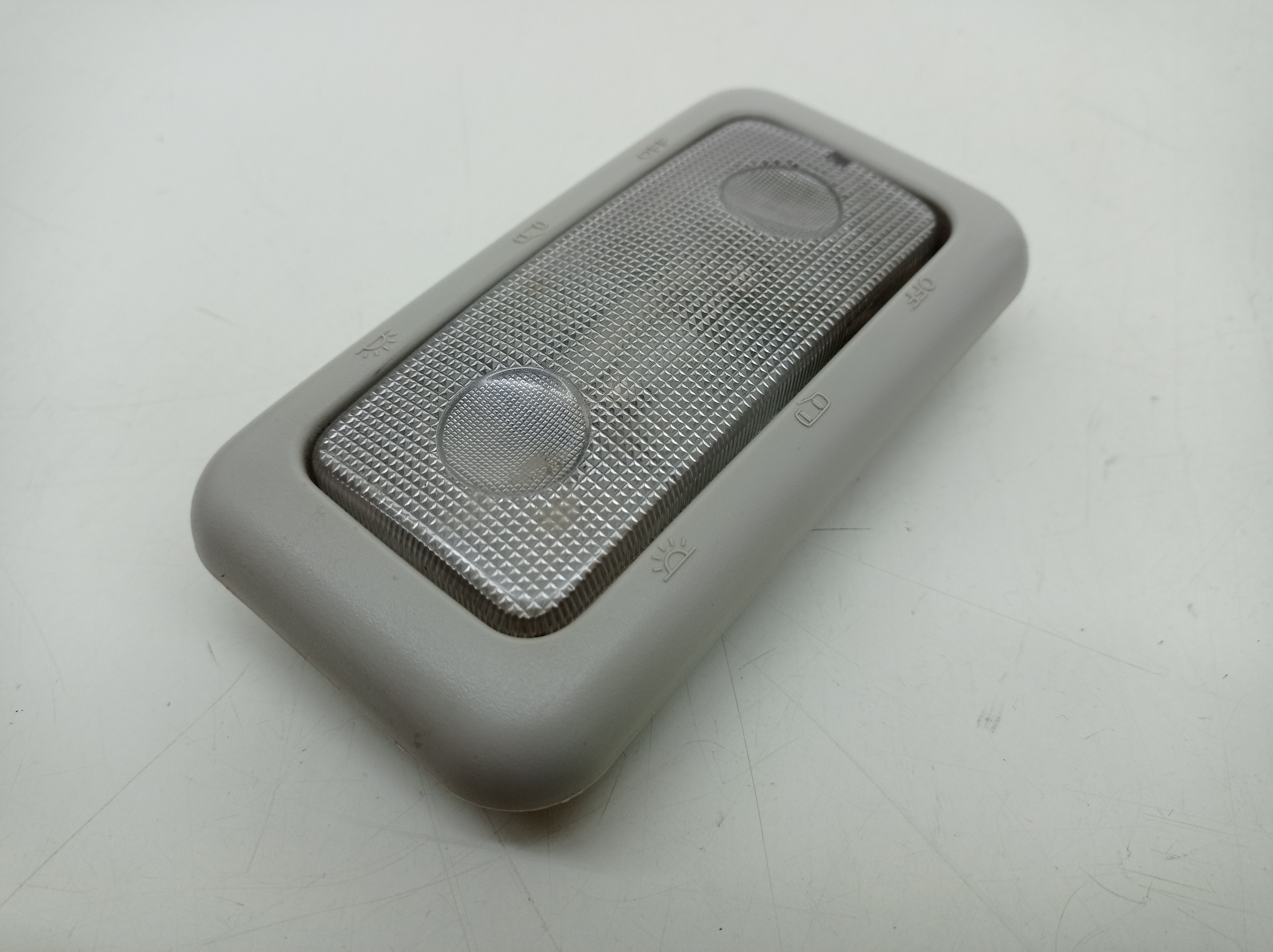Luz Teto Fiat Palio 2016 2