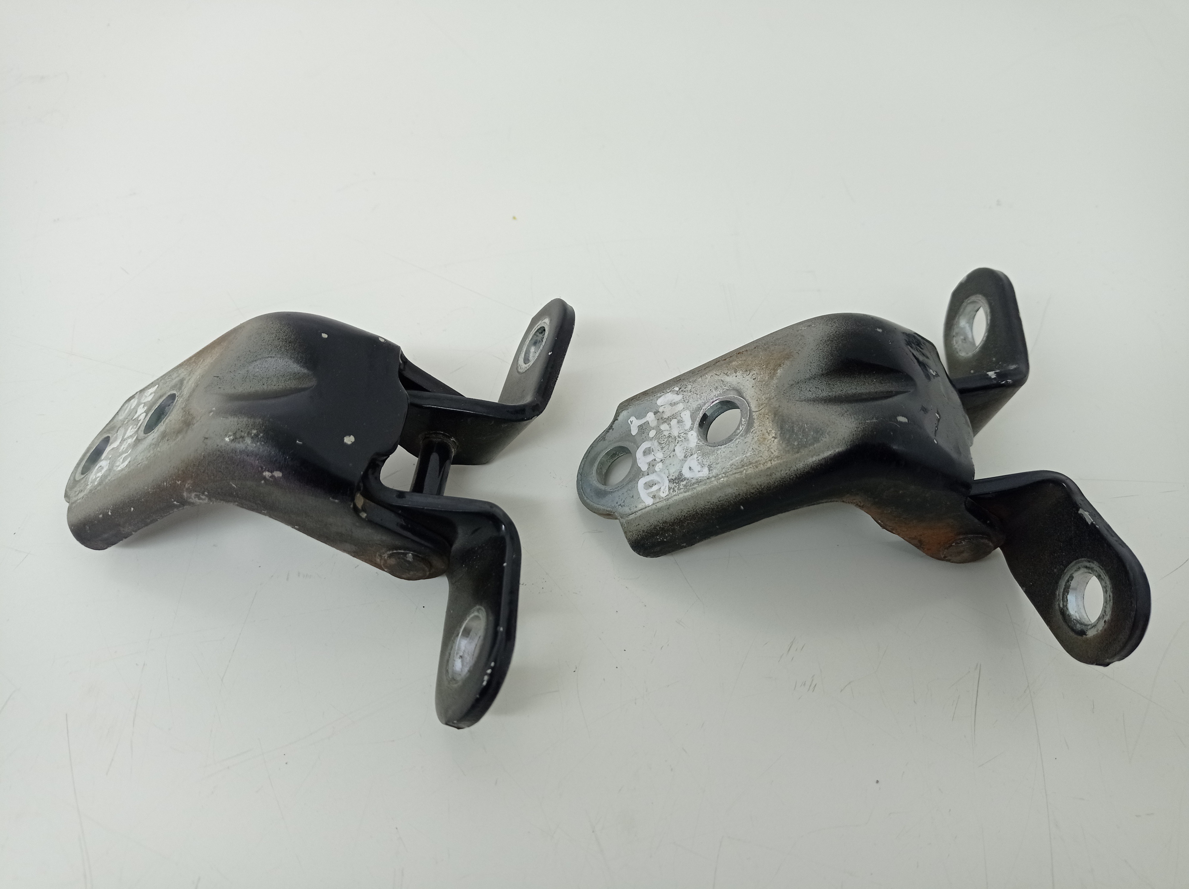Dobradiça Porta Dianteira Direita Hyundai Azera 2009