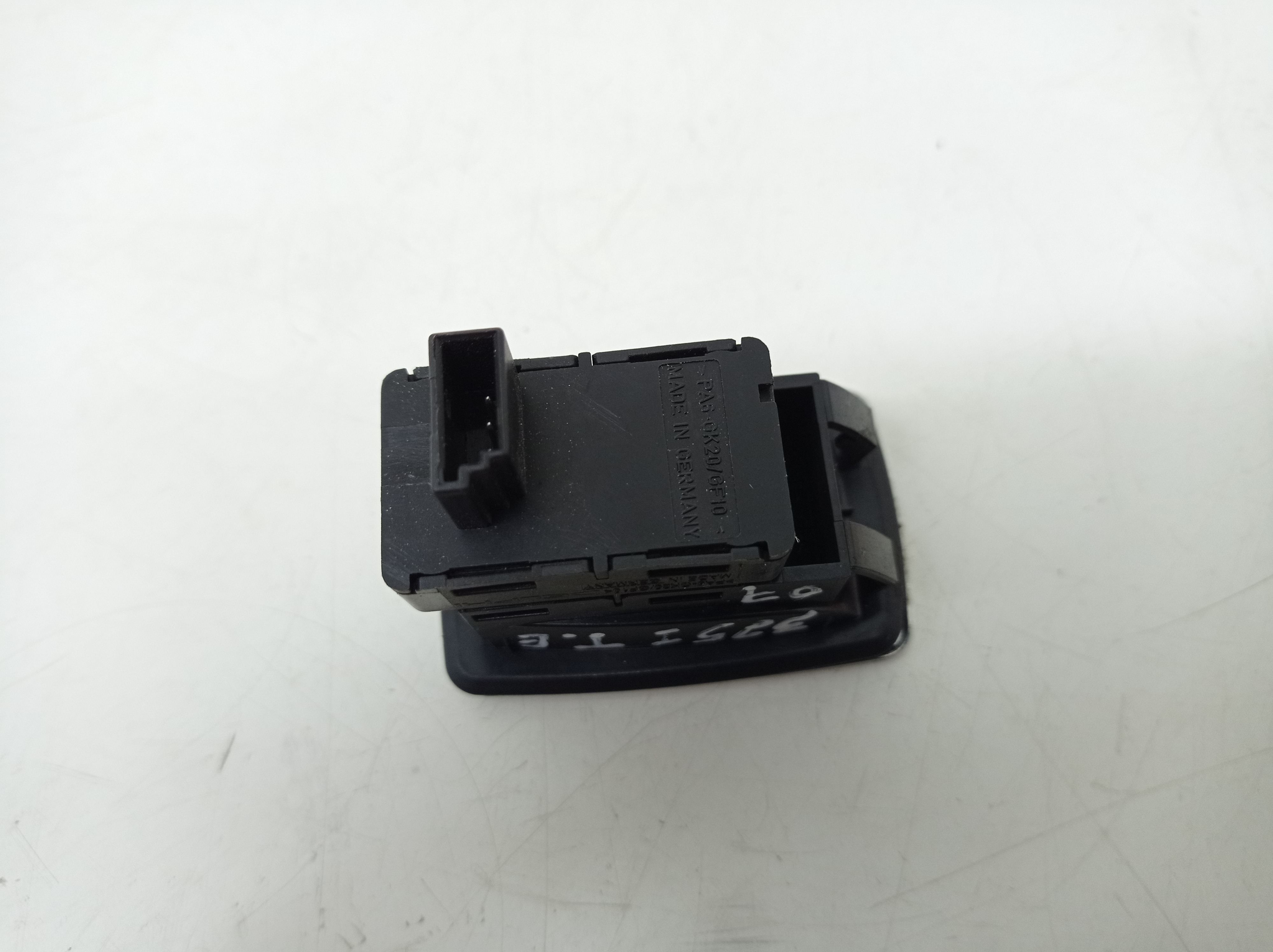 Botao Vidro Traseiro Esquerdo Bmw 325i 2008 4