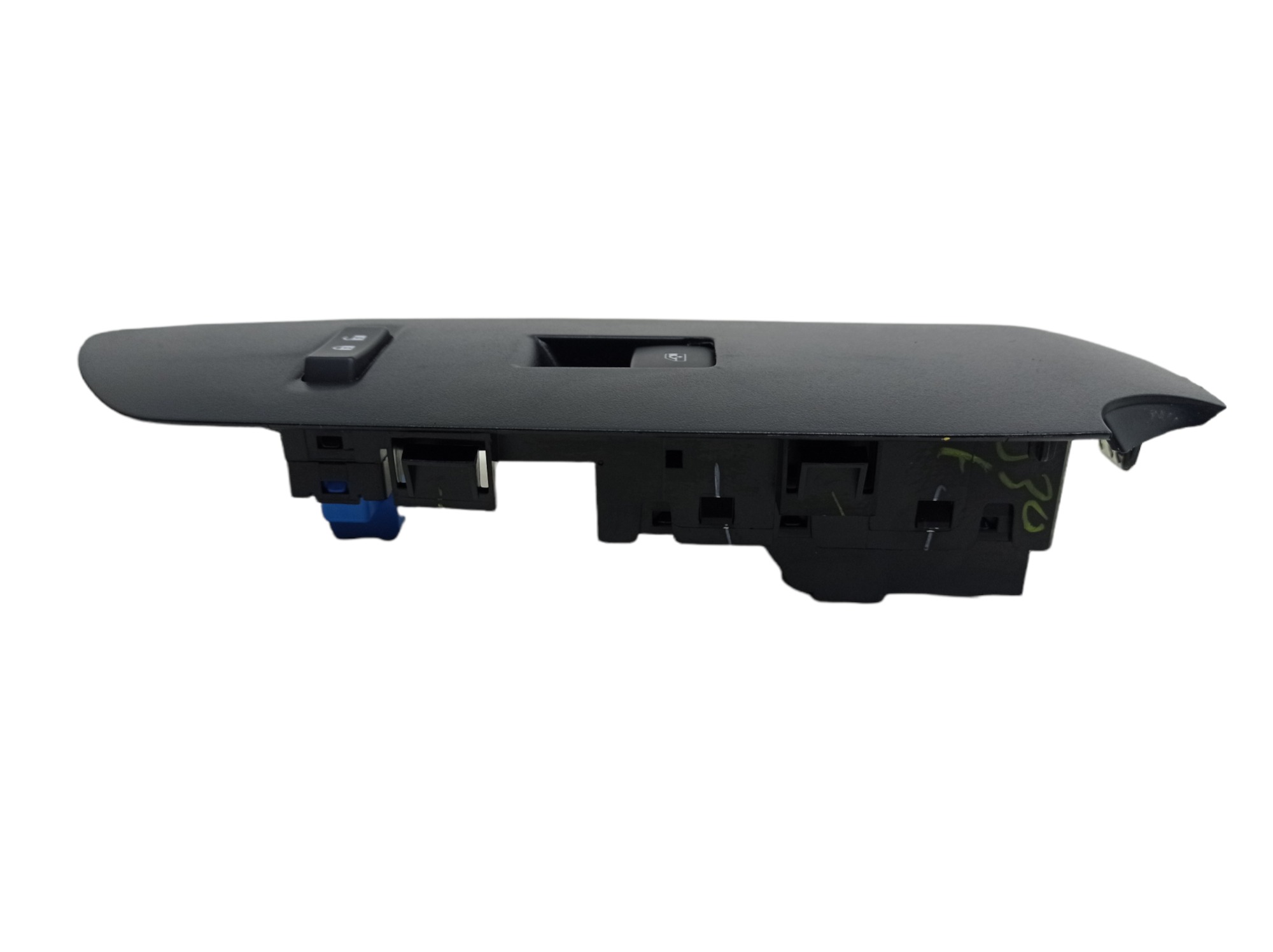 Botao Vidro Dianteiro Direito Chevrolet Tracker 2015 4