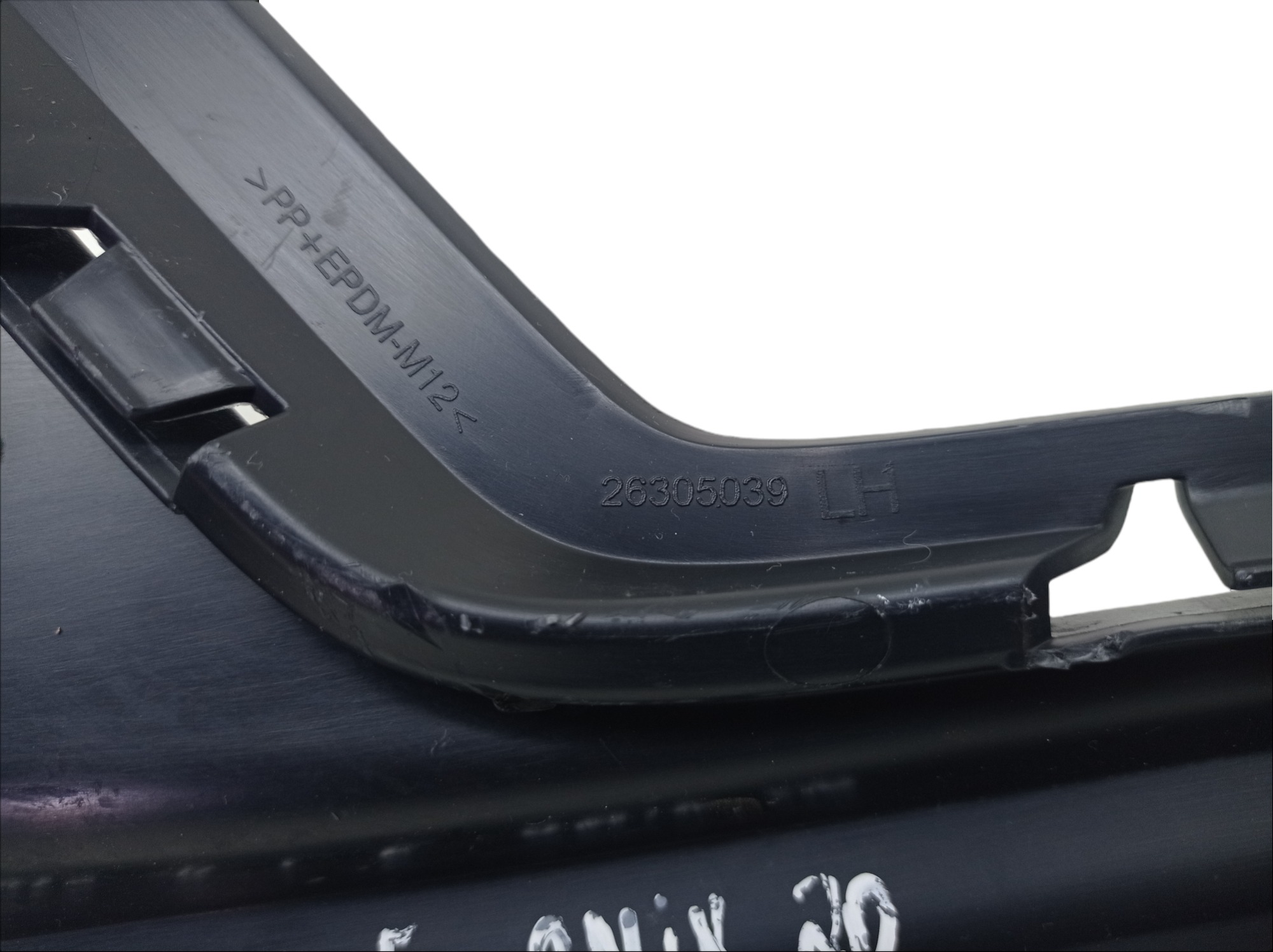 Moldura Parachoque Dianteira Esquerda Chevrolet Onix 2020 6