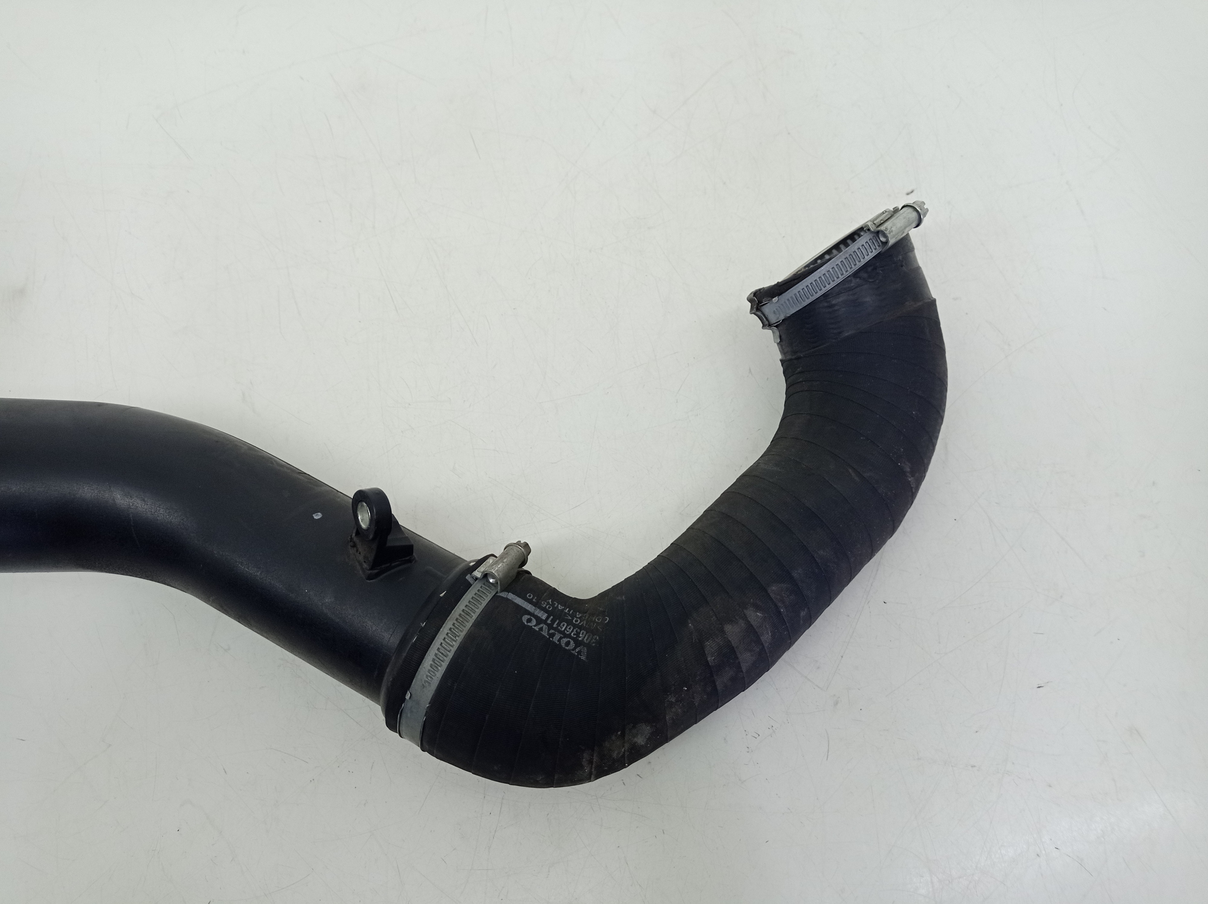 Mangueira Do Intercooler Volvo Xc60 T6 3.0 2011 Aut  – Preto 2