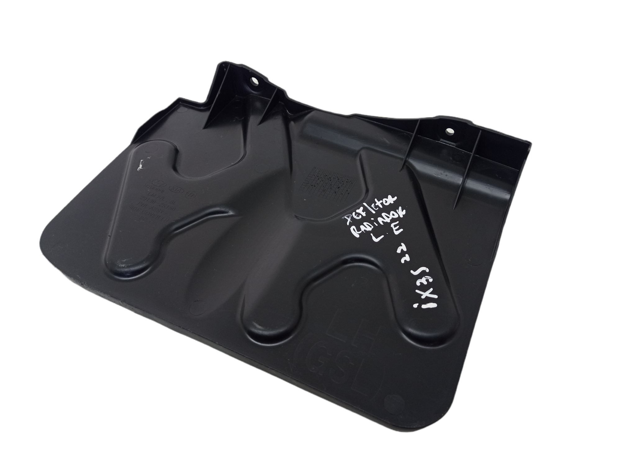 Defletor Radiador Esquerdo Hyundai Ix35 2.0 2022 2