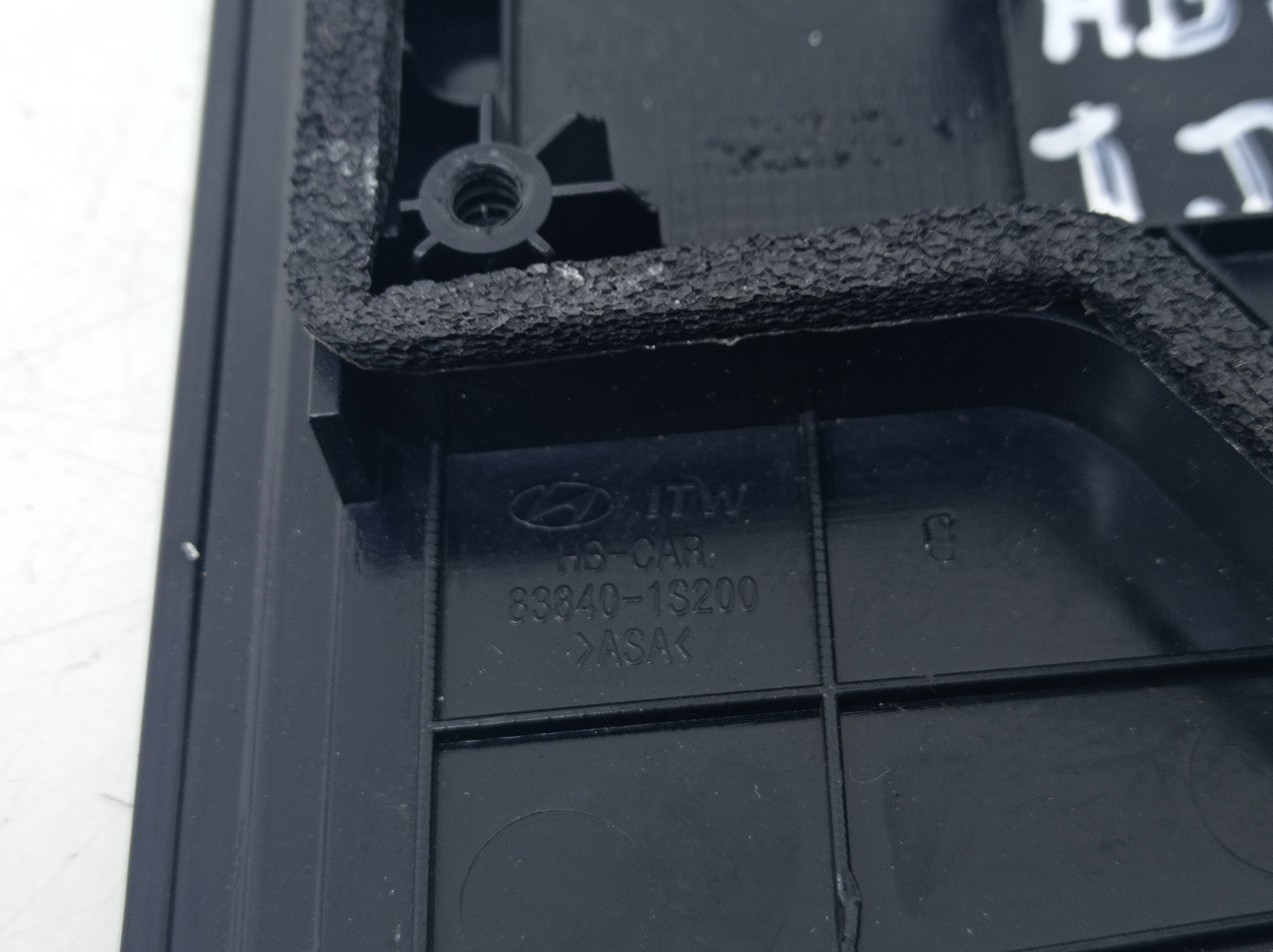 Acabamento Externo Porta Traseira Direita Hyundai Hb20 2016 4