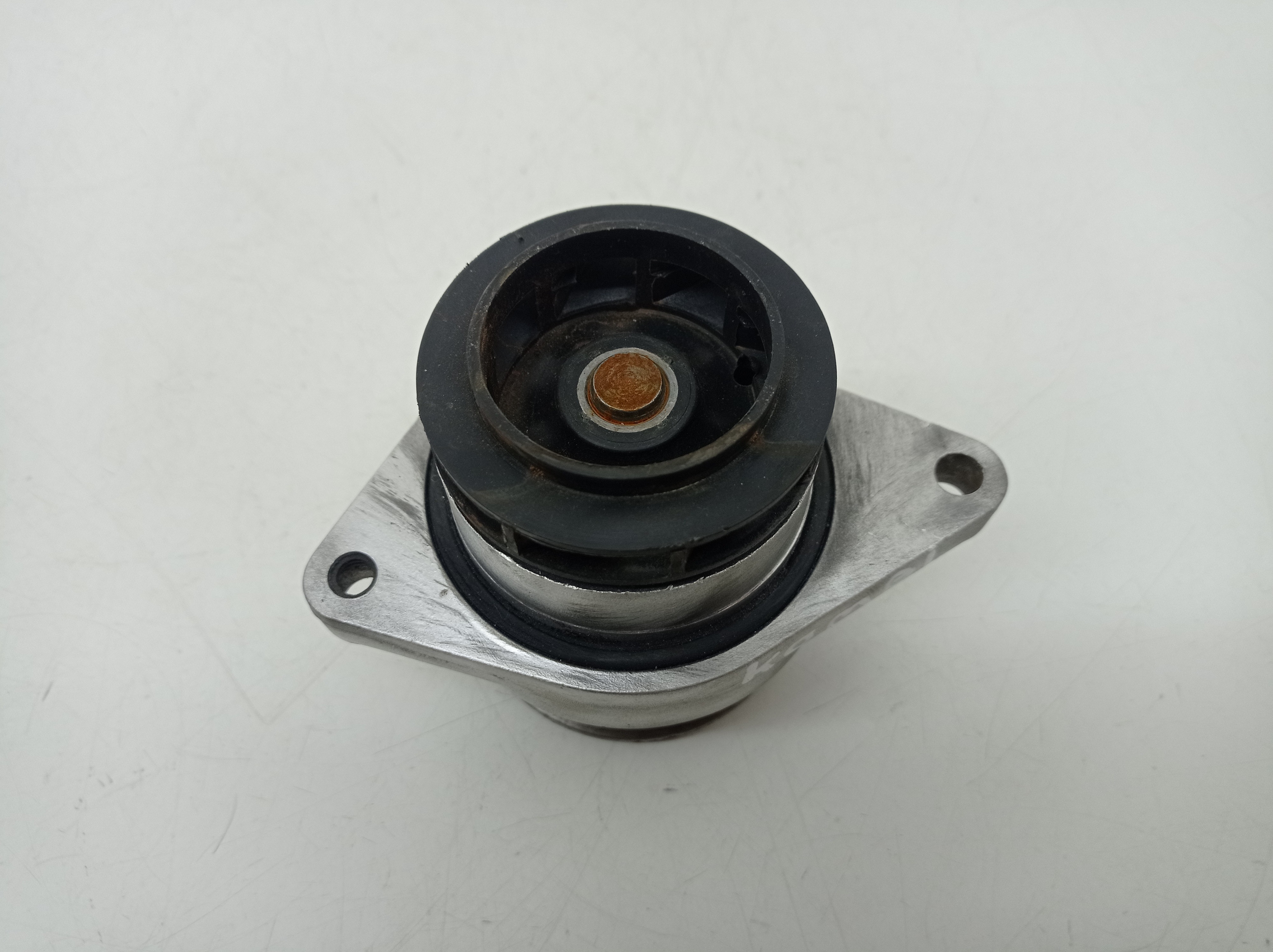 Bomba De Agua Volkswagen Kombi 1.4 8v 2013 Mecanico Flex 4