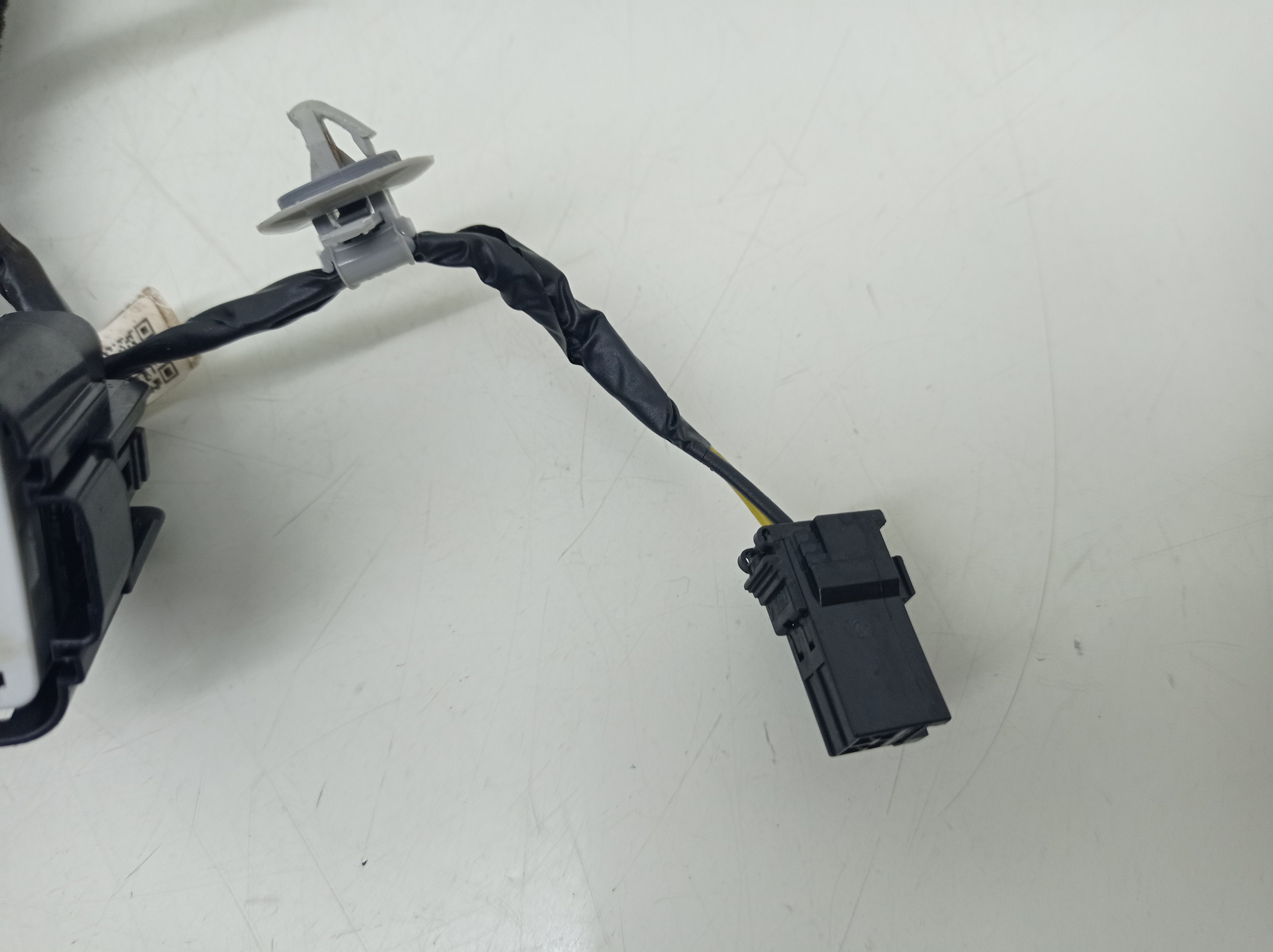 Chicote Porta Traseira Esquerda Hyundai Ix35 2015 5