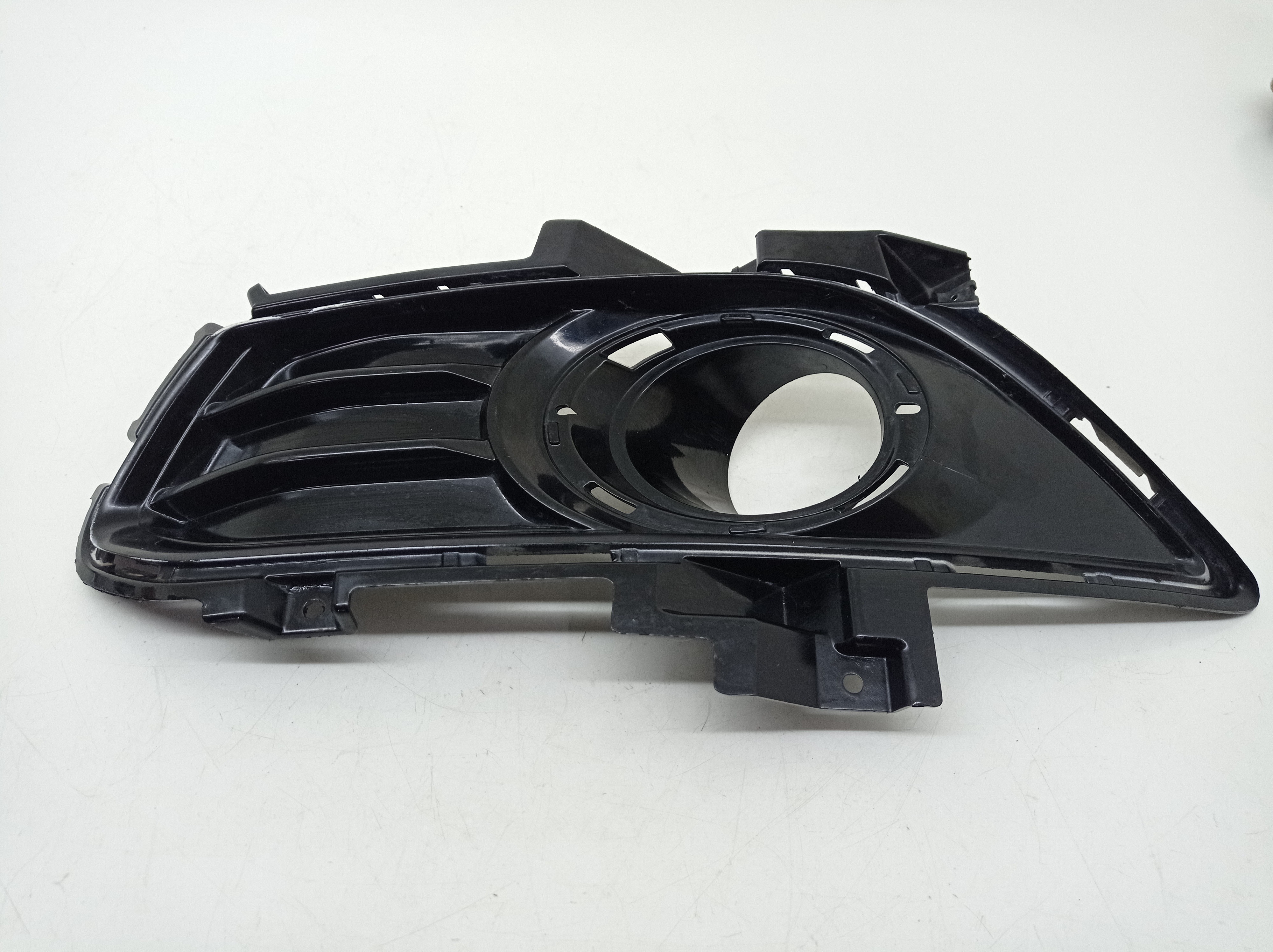 Moldura Farol De Milha Esquerdo Ford Fusion 2014  Preto Esquerdo 2