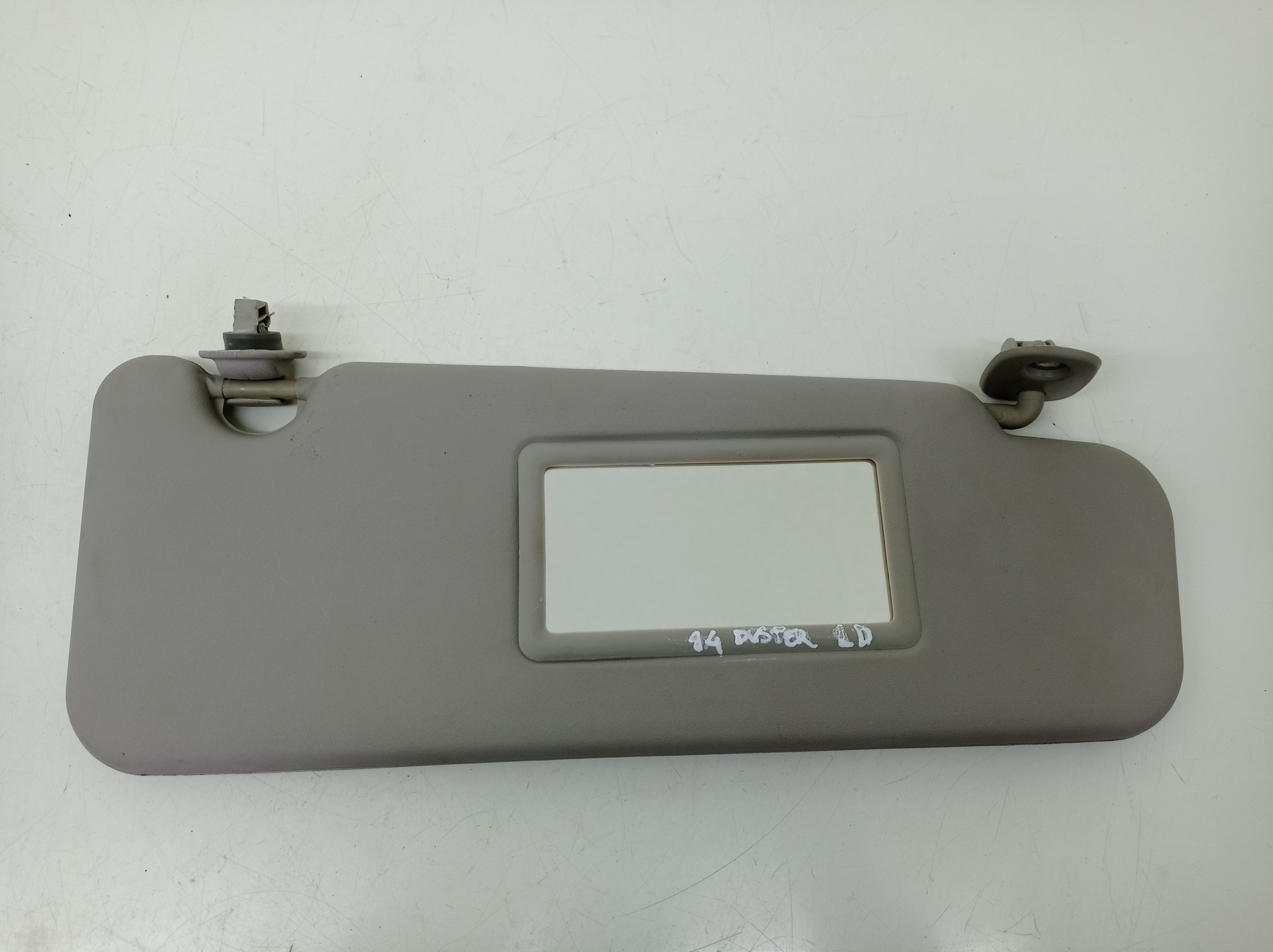 Quebra Sol Direito Renault Duster 2014