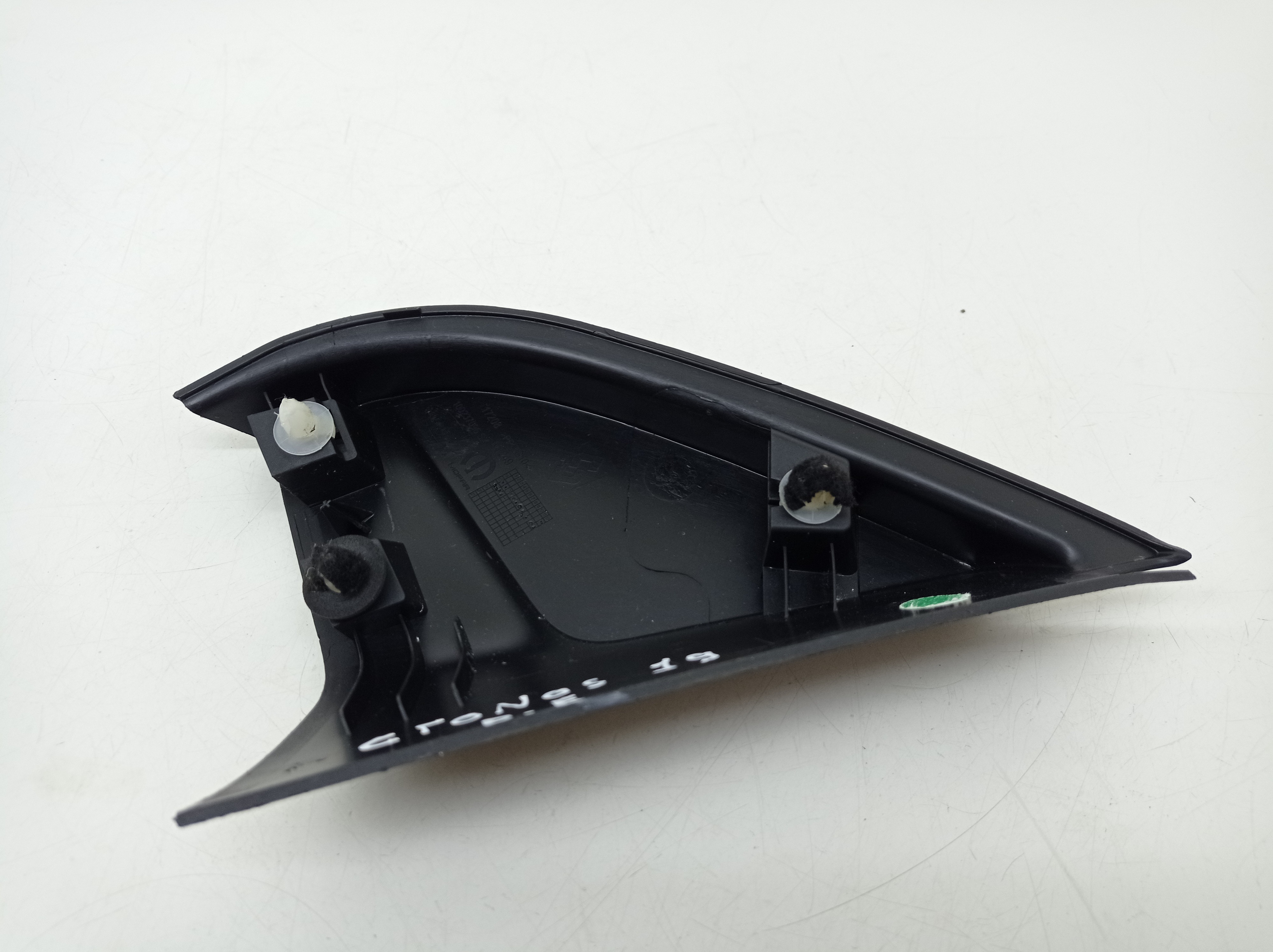 Acabamento Interno Retrovisor Esquerdo Fiat Cronos 2019 – Preti 5