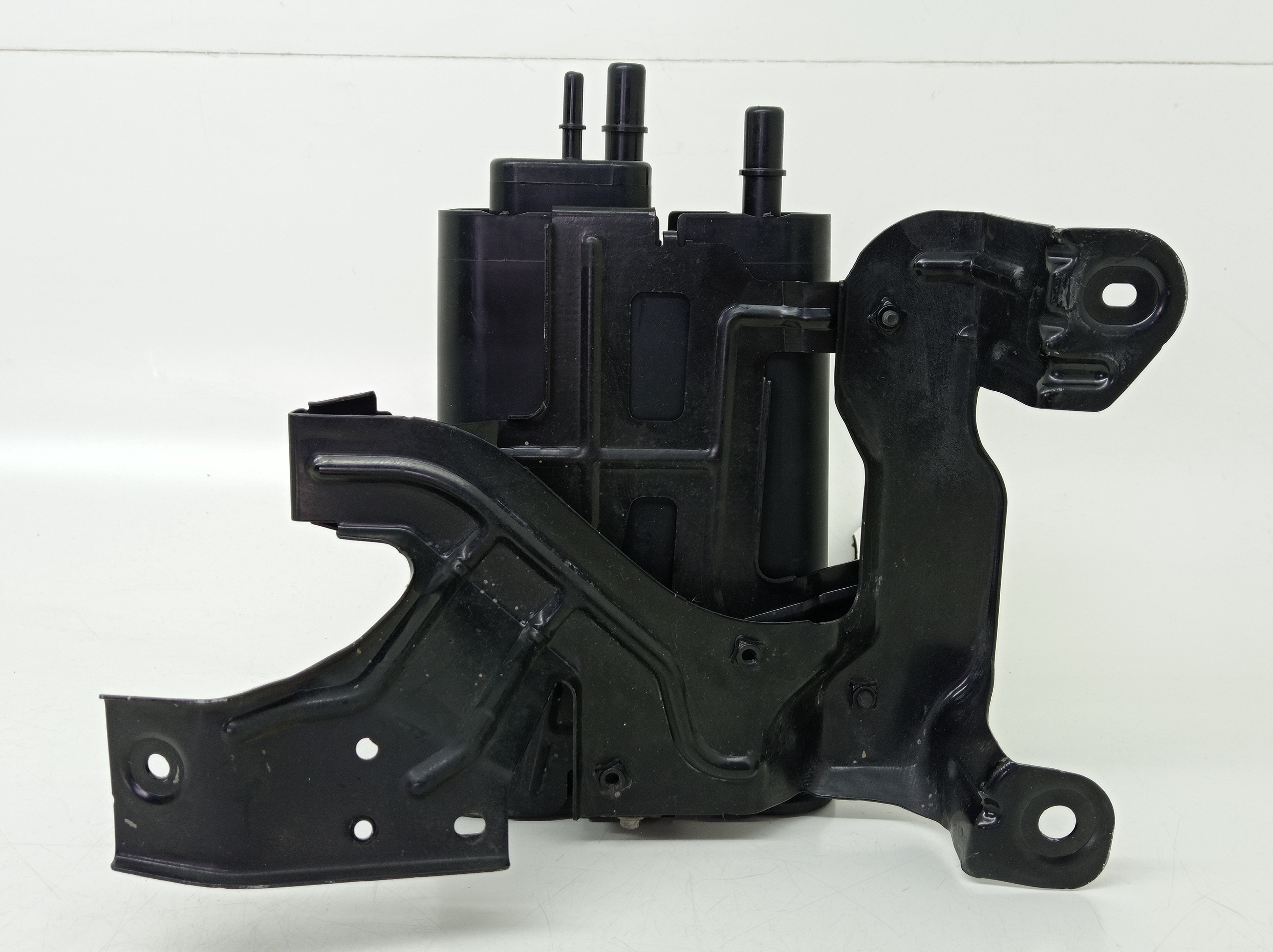 Canister Volvo Xc60 T6 3.0 6cc 2011 Gasolina Automatico 4