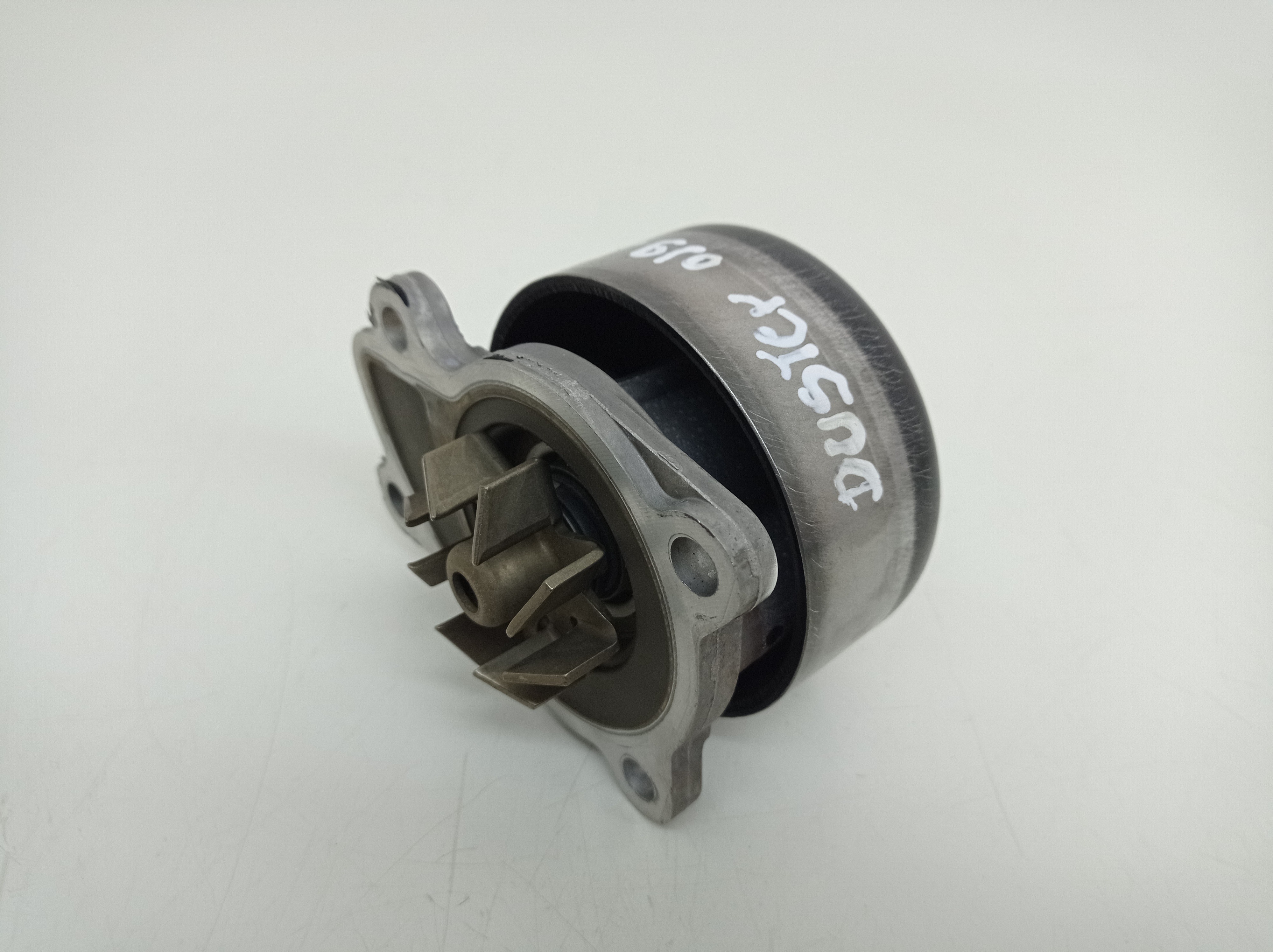 Bomba De Agua Renault Duster 1.6 2019 Automatico Flex 3