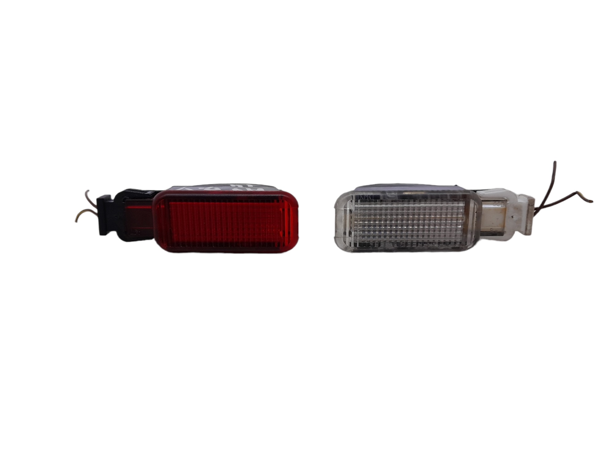 Luz Cortesia Forro Porta Dianteira Direita Audi A4 2014 1