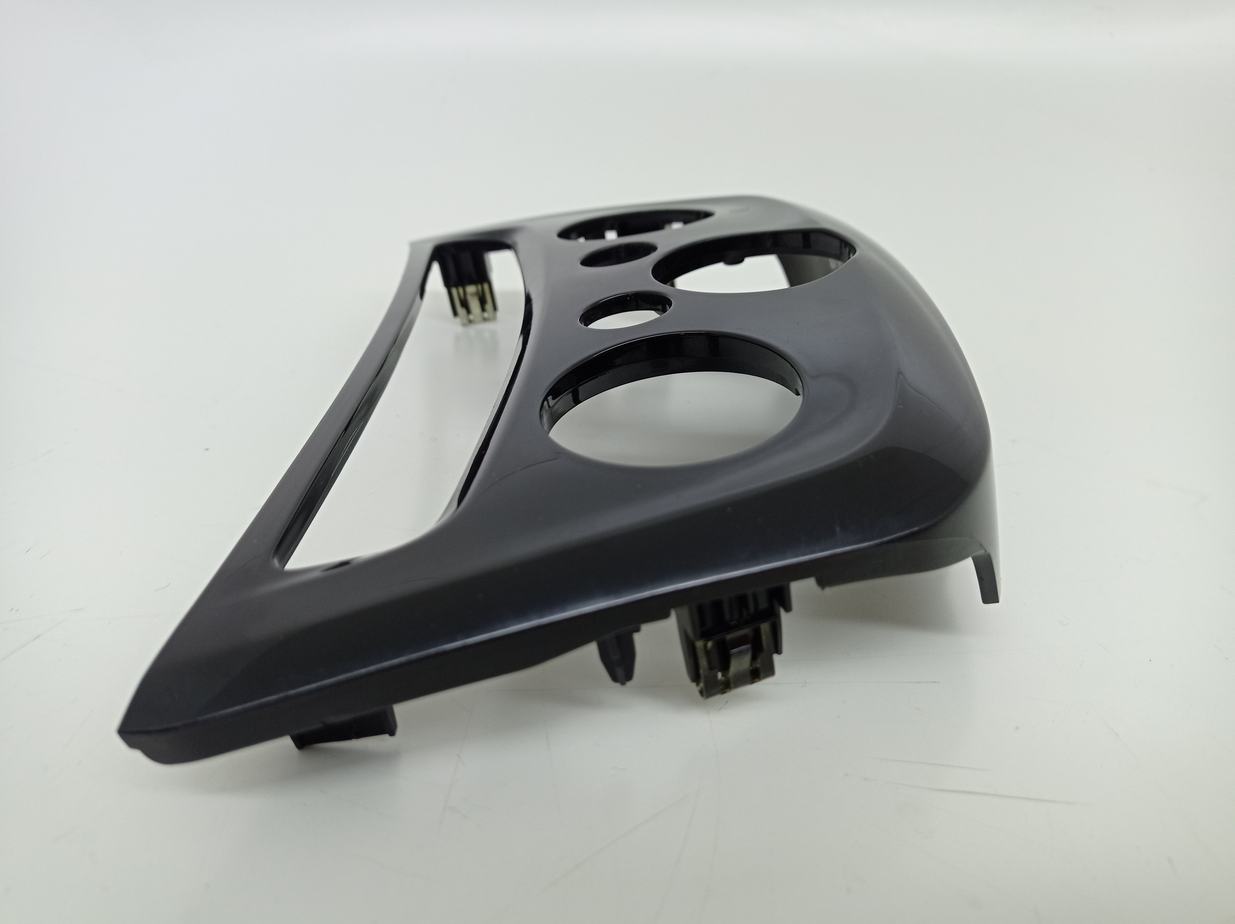 Moldura Controle De Ar Chevrolet Tracker 2017 3